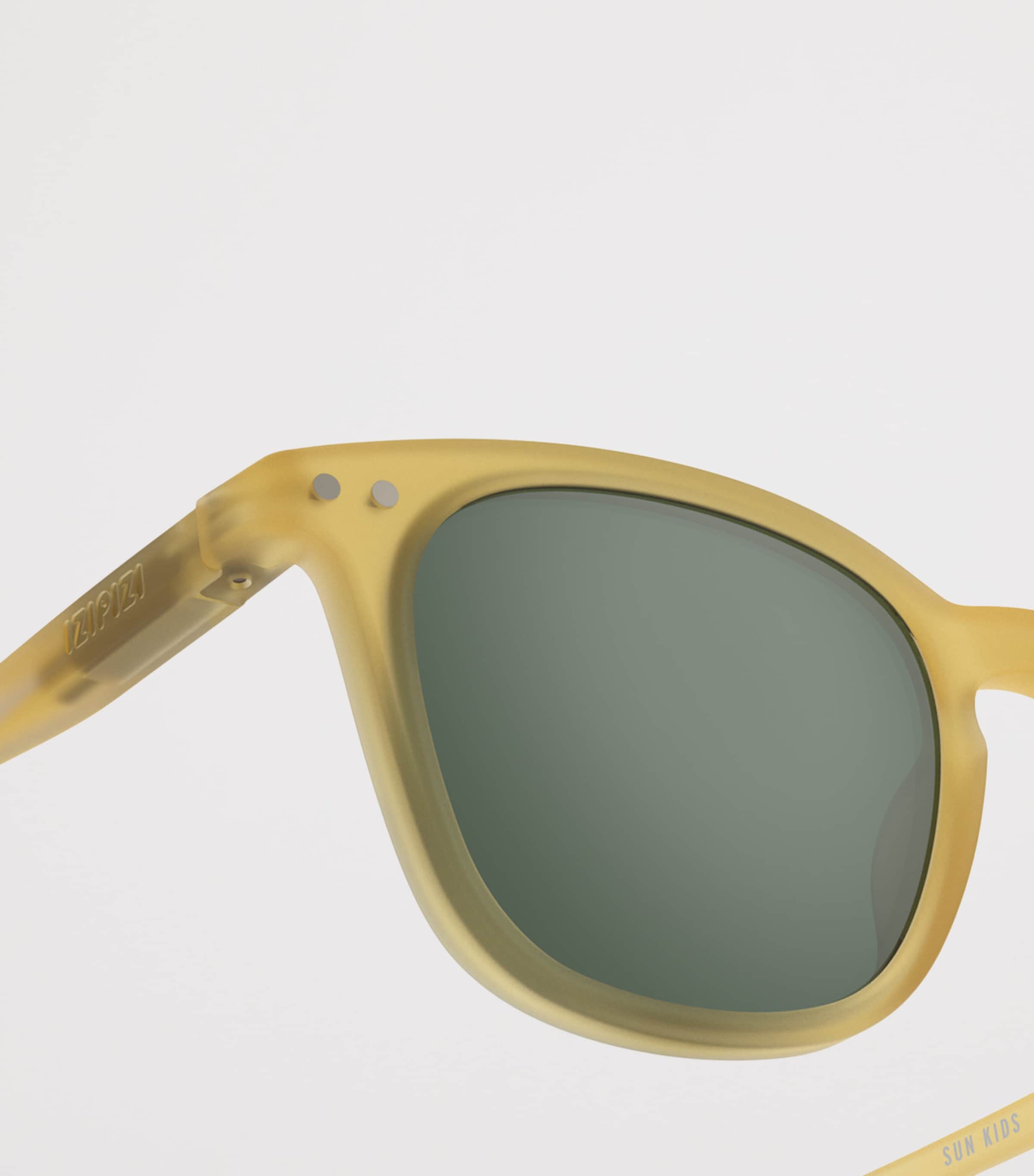 IZIPIZI KIDS #d Round Sunglasses (7-11 Years) Yellow Honey Image 3