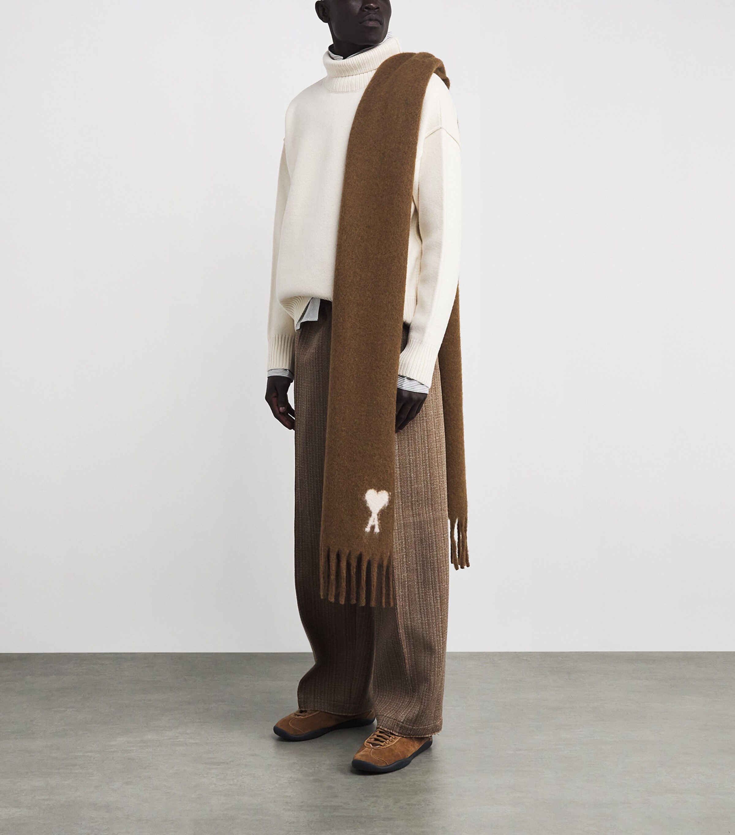 Alpaca-Blend Fringe Scarf 216 - NOISETTE Image 3