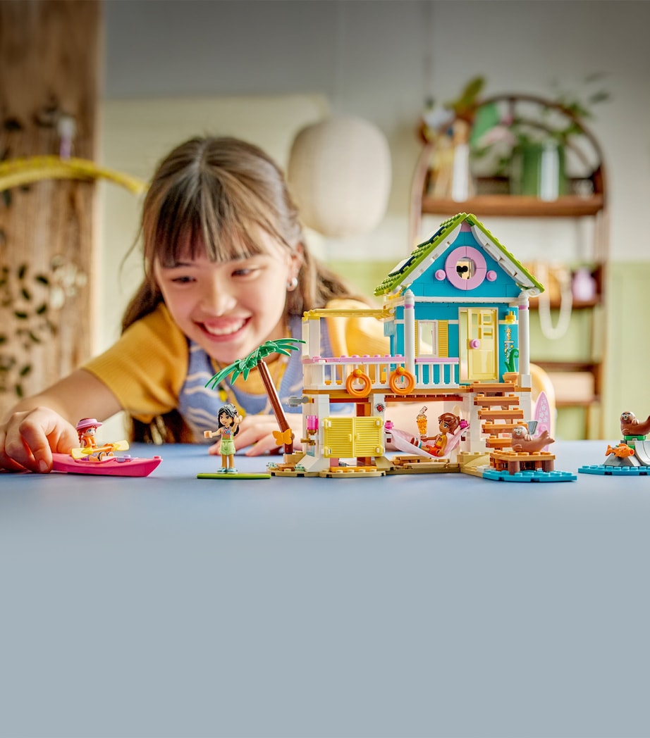 Lego LEGO Friends Beach House with Seals Toy 42699 Image 3