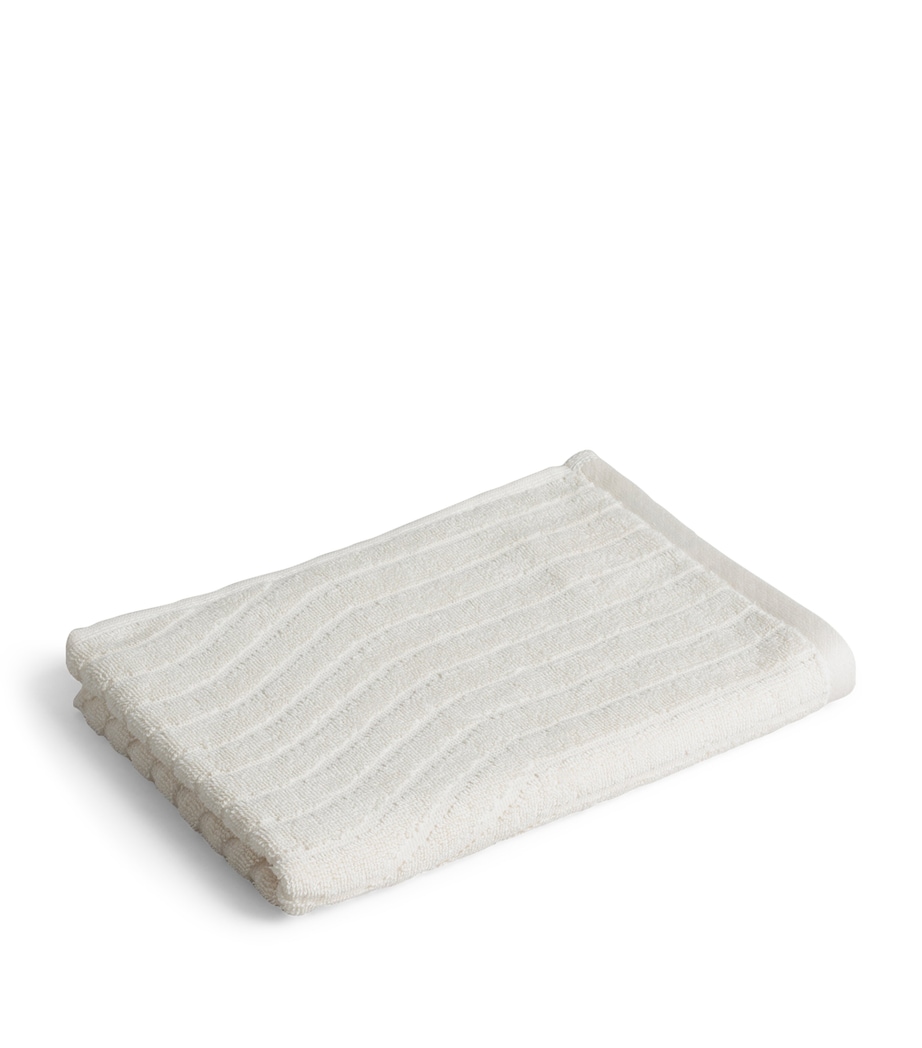 BAINA Organic Cotton Virginia Hand Towel (38cm x 80cm) Ivory Image 1