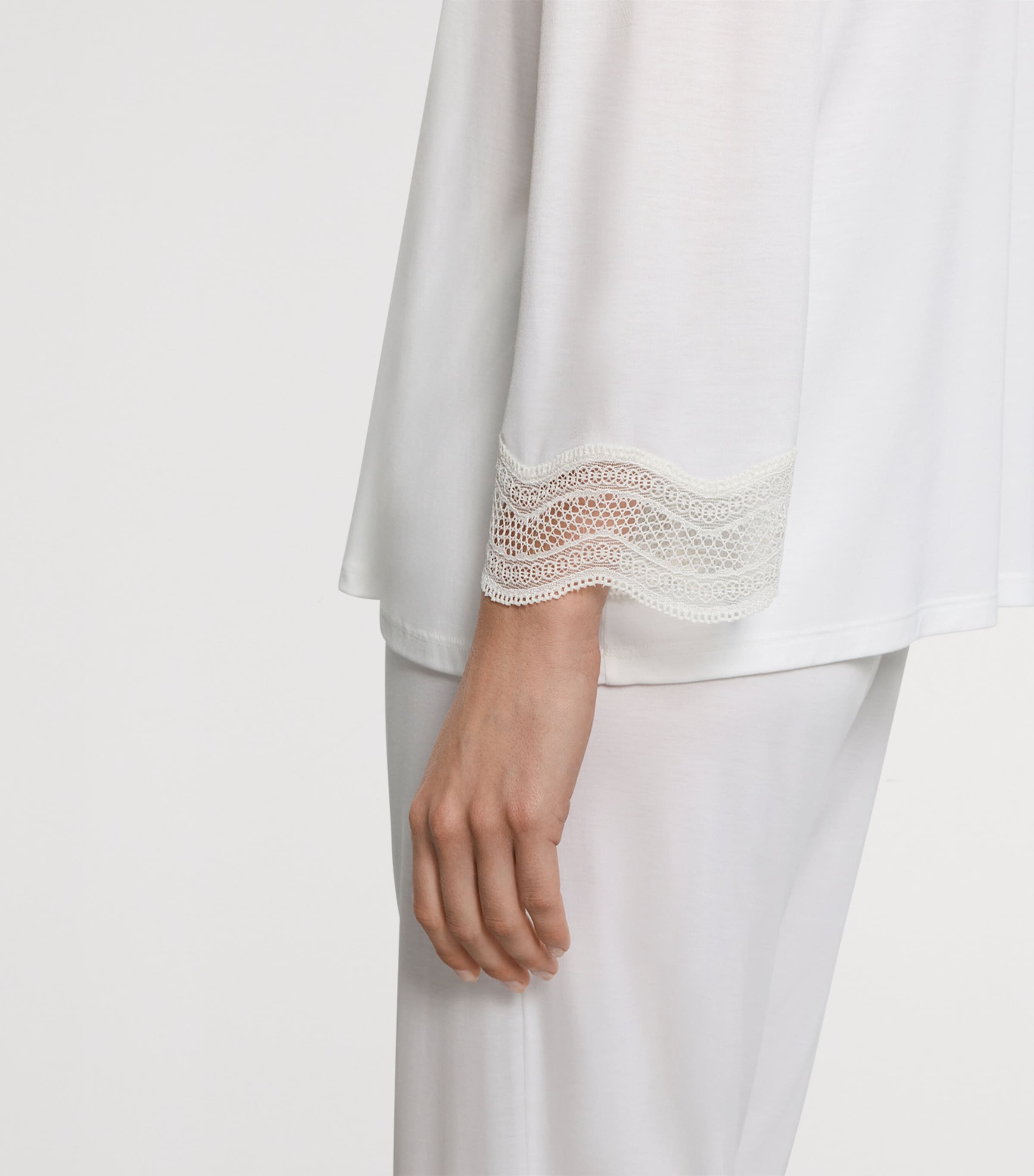 Modal Cira Pyjama Set OFF WHITE Image 5