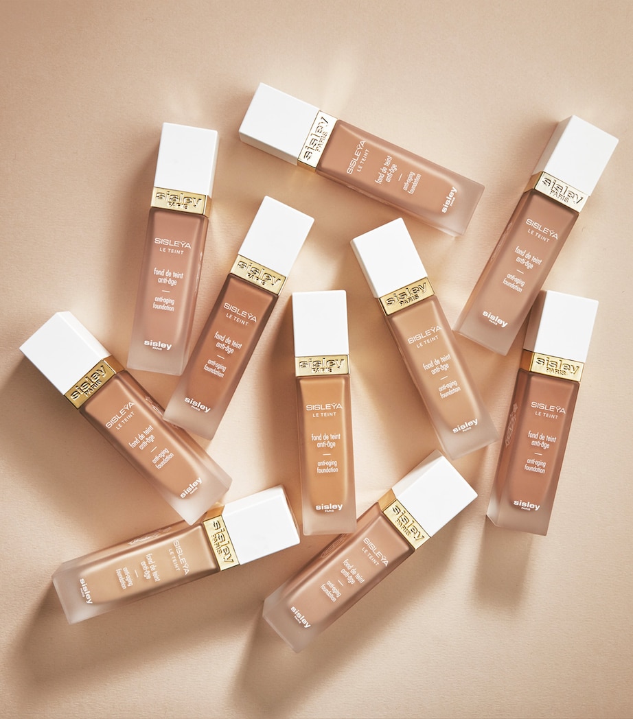 Sisleÿa Le Teint Anti-Aging Foundation 1C PETAL Image 3