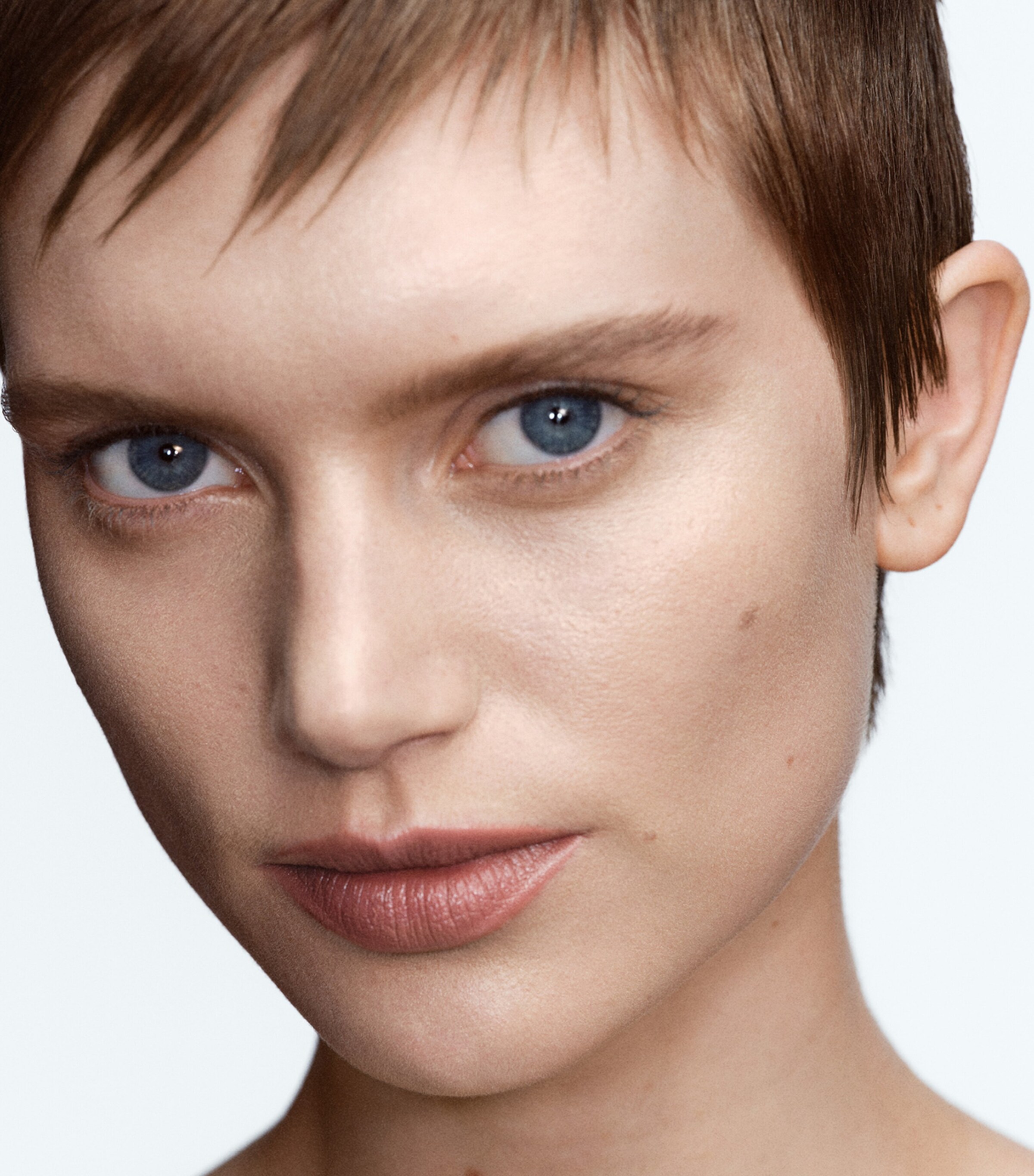 Satin Lipstick 9AM Image 3