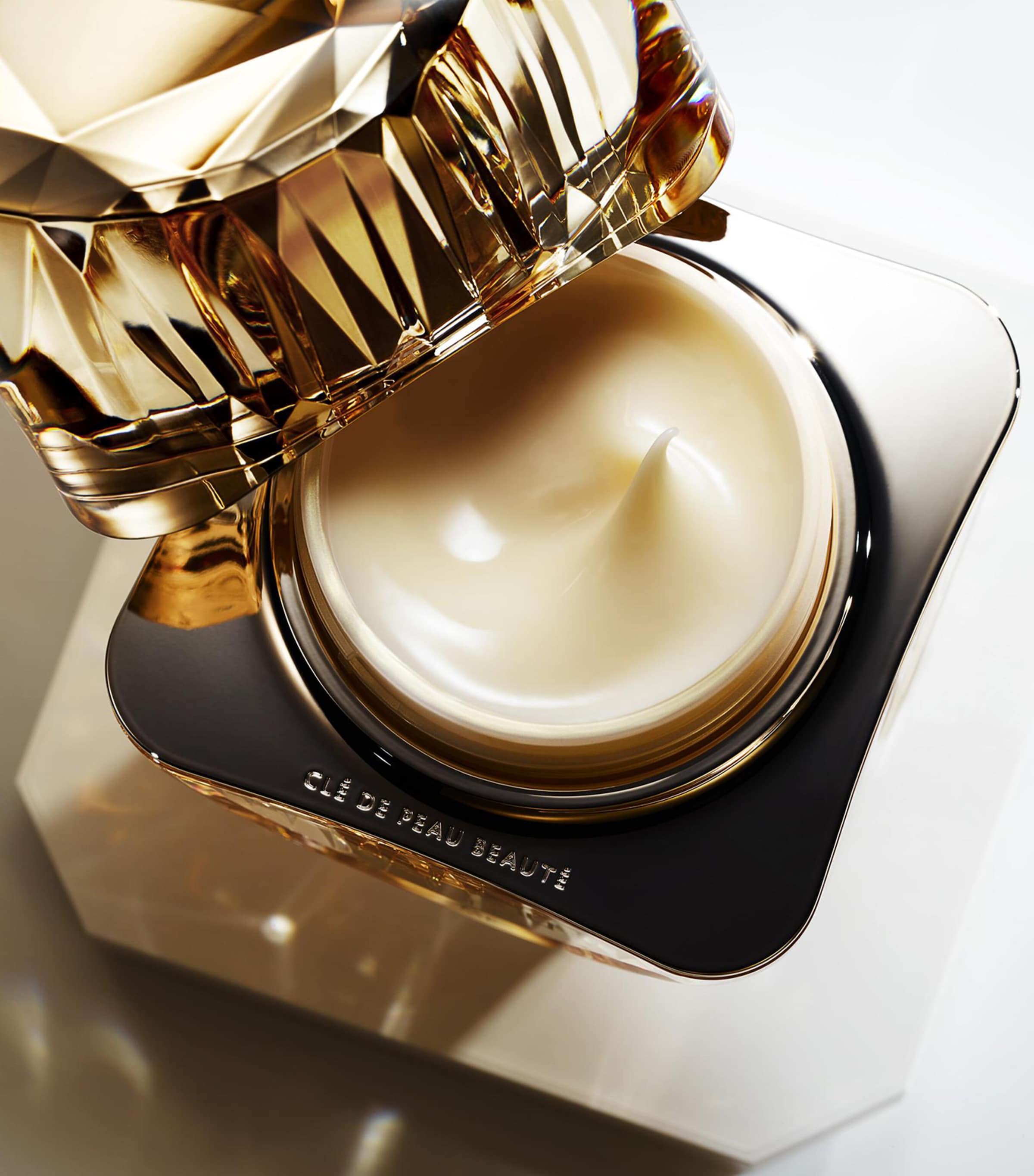 La Crème Night Cream (50ml) NO COLOUR Image 3