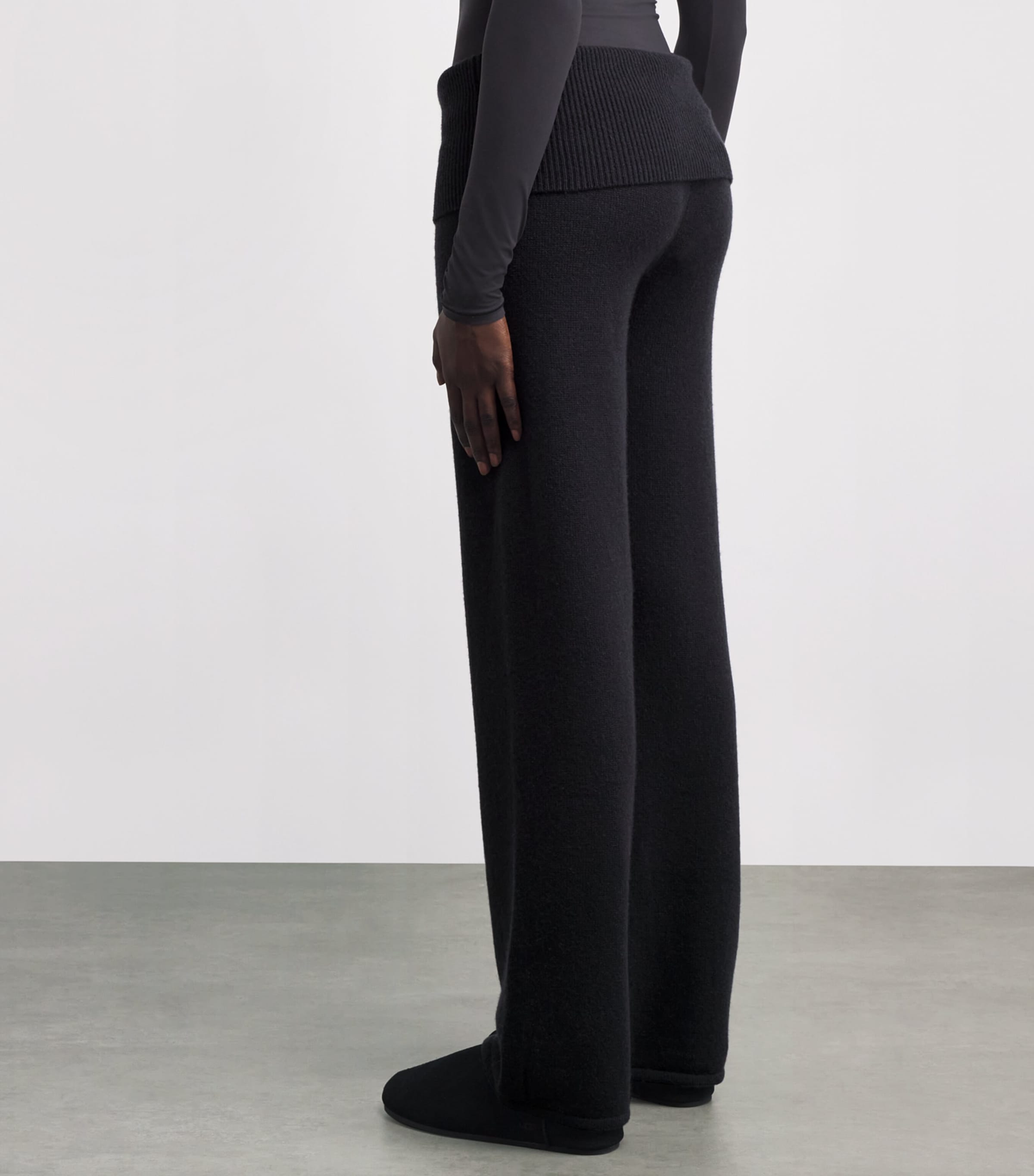 Wool-Cashmere Blend Fold-Over Trousers ONYX Image 4