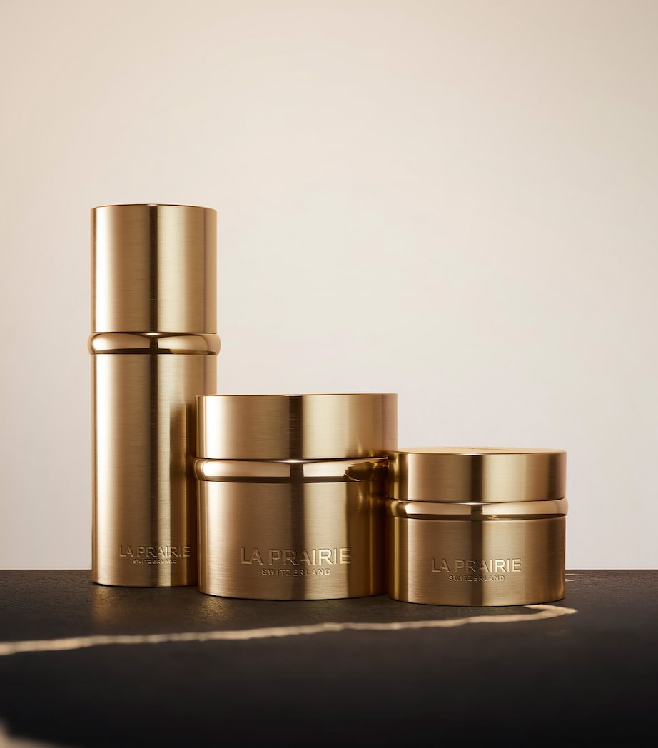 Pure Gold Radiance Eye Cream (20ml) - Refill NO COLOUR Image 5