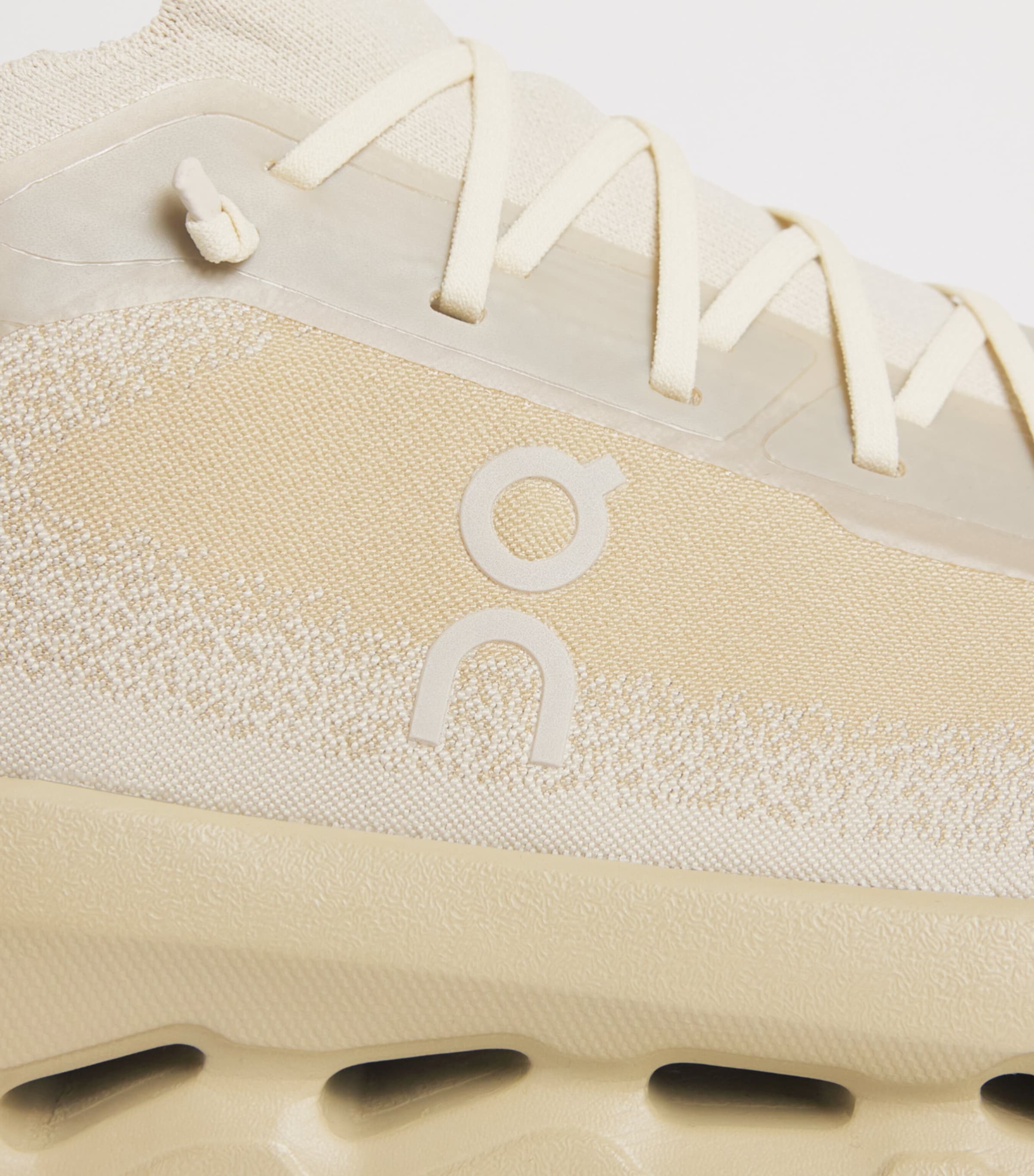 On Mens Cloudtilt Moon Trainers Winter Kasha Image 7