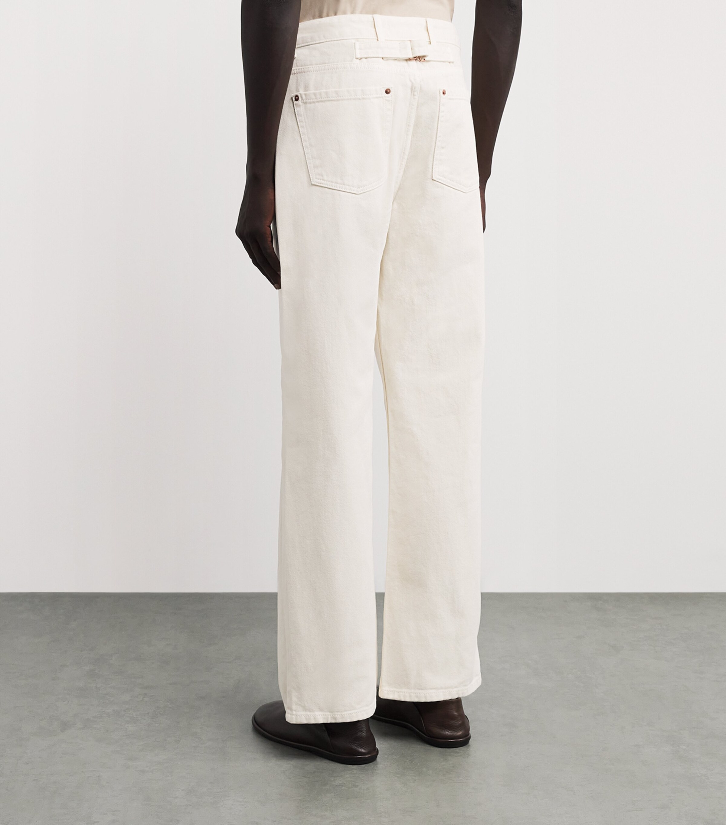 Curved Seam Jeans IVORY Image 4