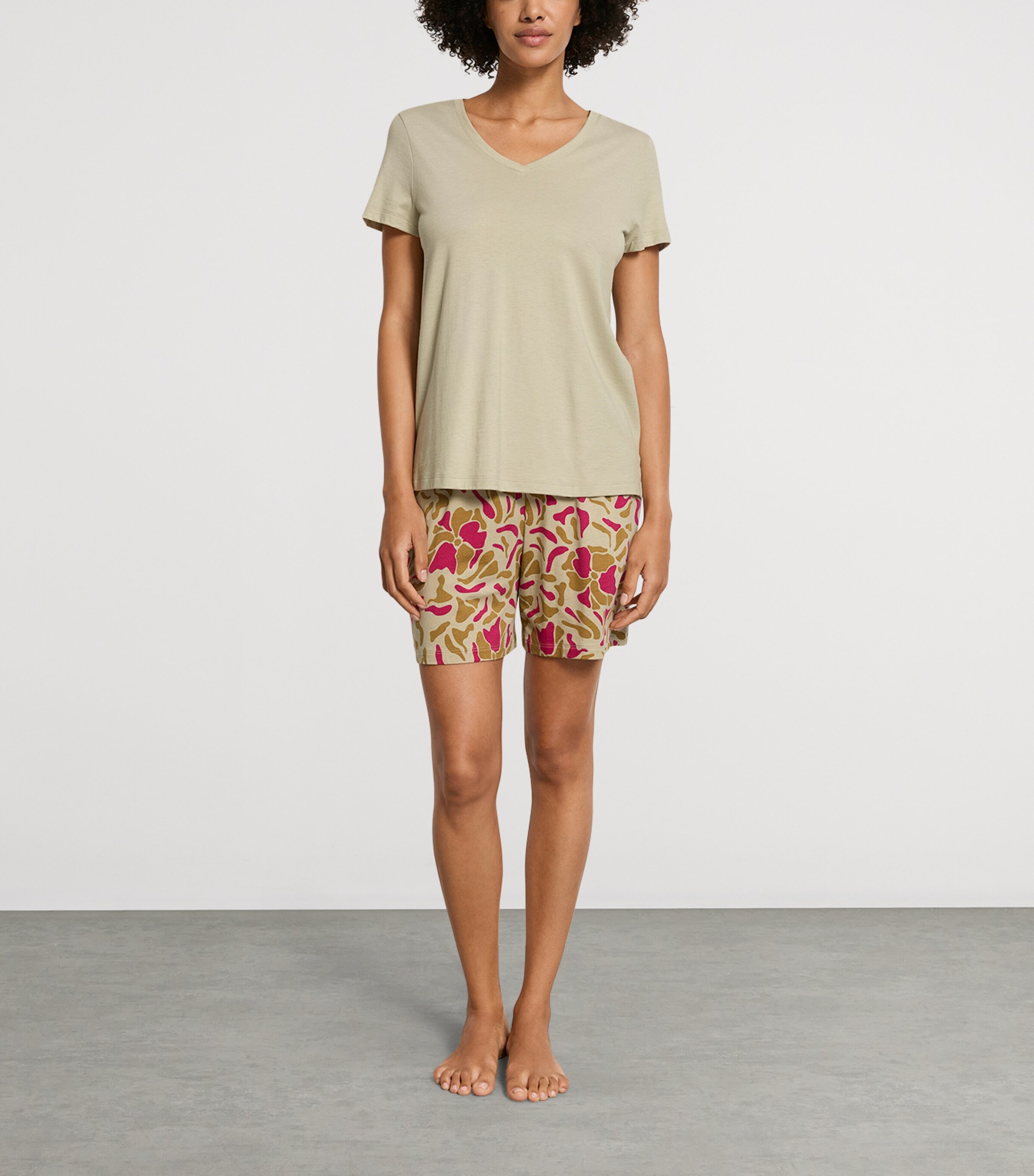 Hanro Womens Stretch-Cotton Sleep & Lounge T-Shirt Olive Stem Image 4