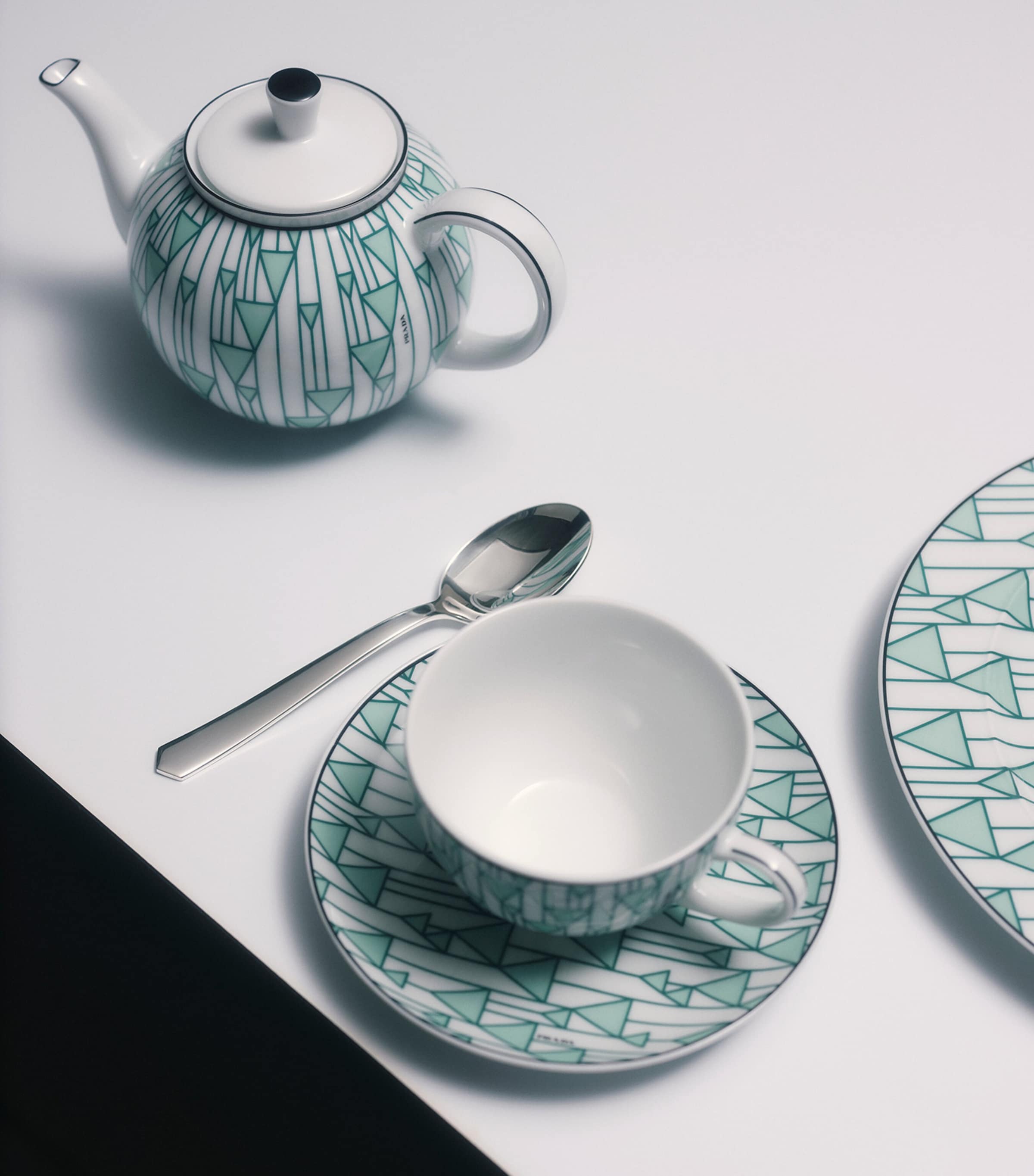 Vienna Teacup and Saucer (Set of 2) F0HM1 Image 4