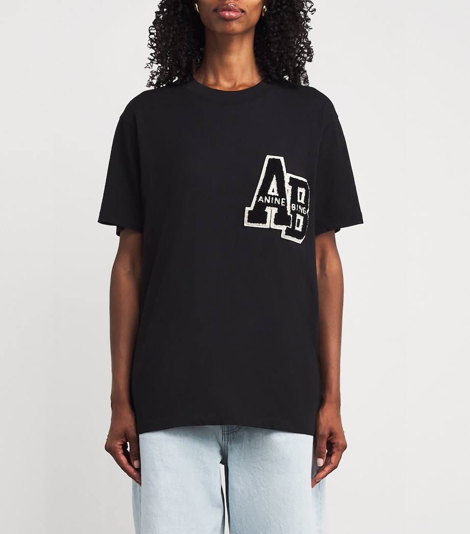 Chenille Patch Lili T-Shirt BLACK Image 3