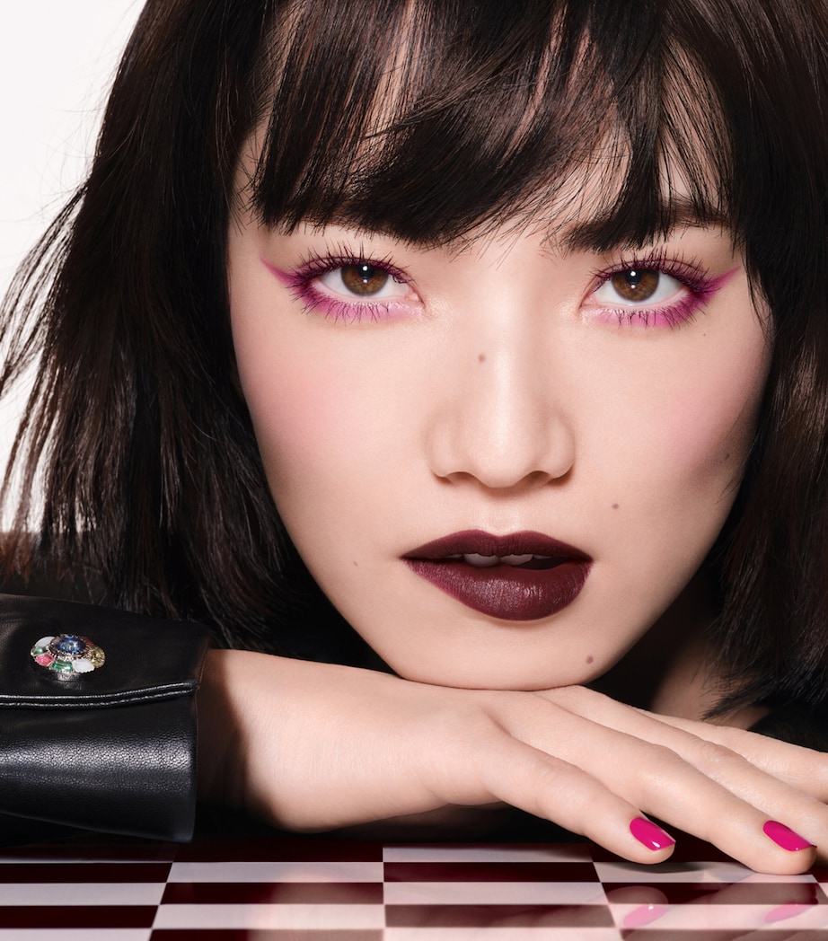 OMBRE ESSENTIELLE Multi-Use Longwearing Eyeshadow BRUN ROSE Image 3