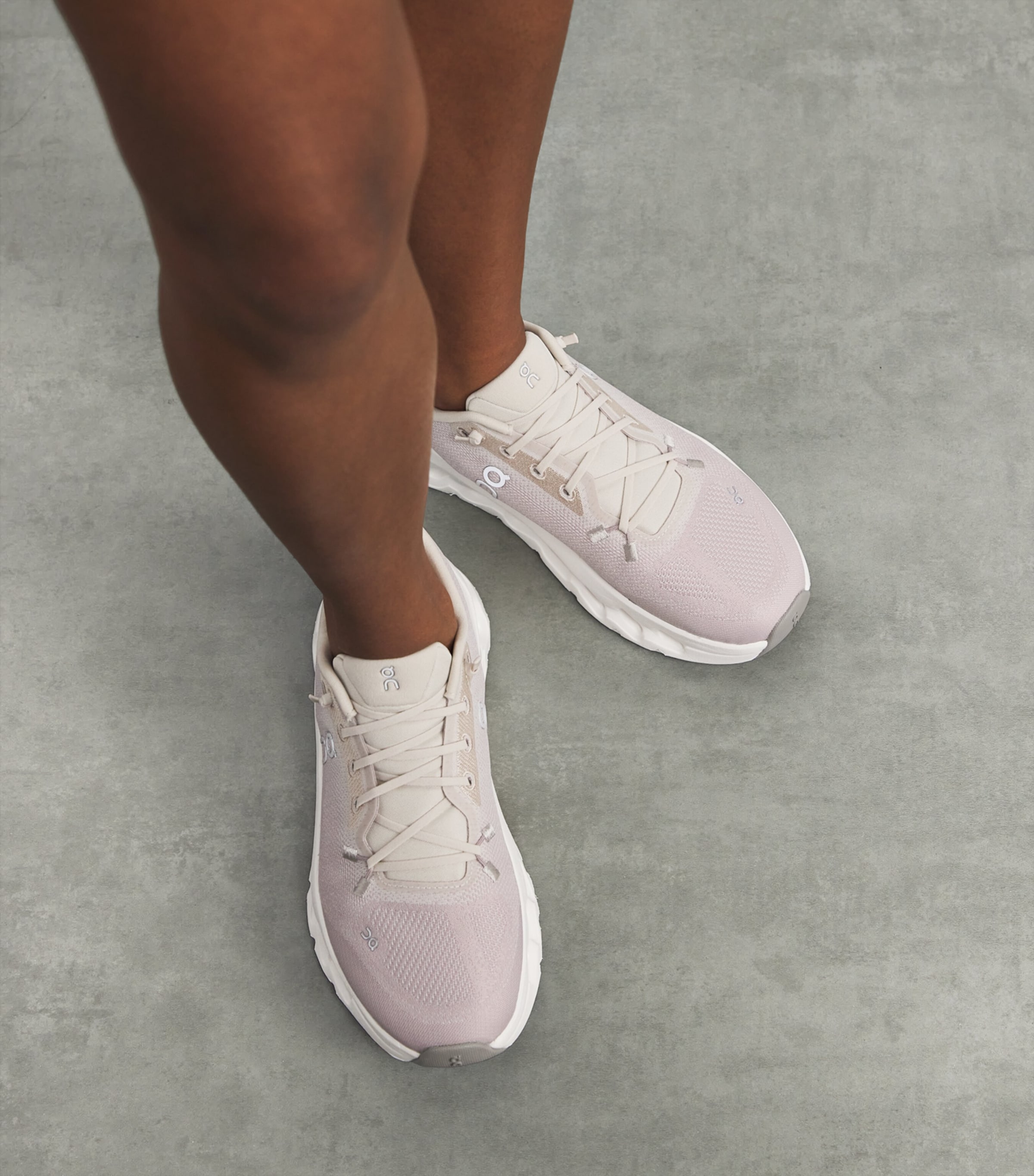 Cloudtilt Trainers PEARL | FADE Image 2