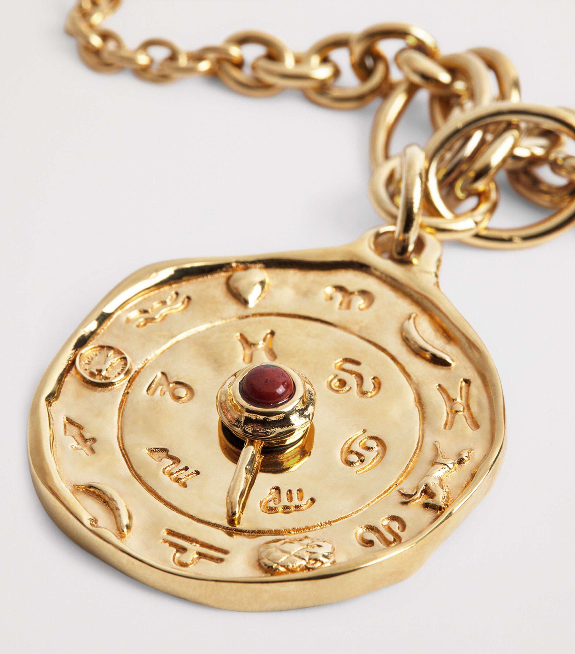 Chloé Chloé Medals Pendant Necklace Gold And Bronze Image 3