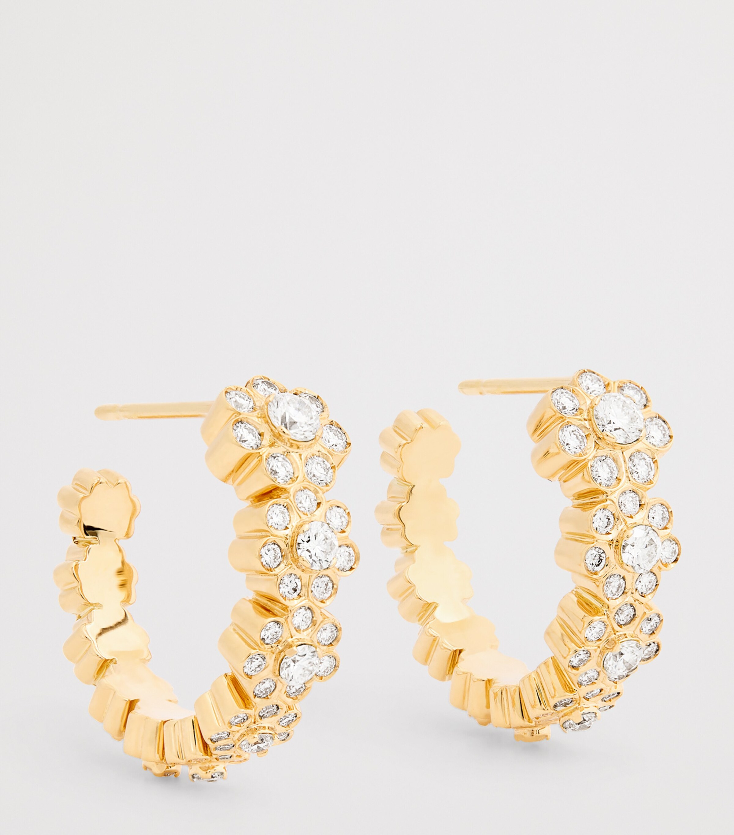 Sophie Bille Brahe Yellow Gold and Diamond Grande Boucle Fleurs Hoop Earrings Yellow Gold Image 3