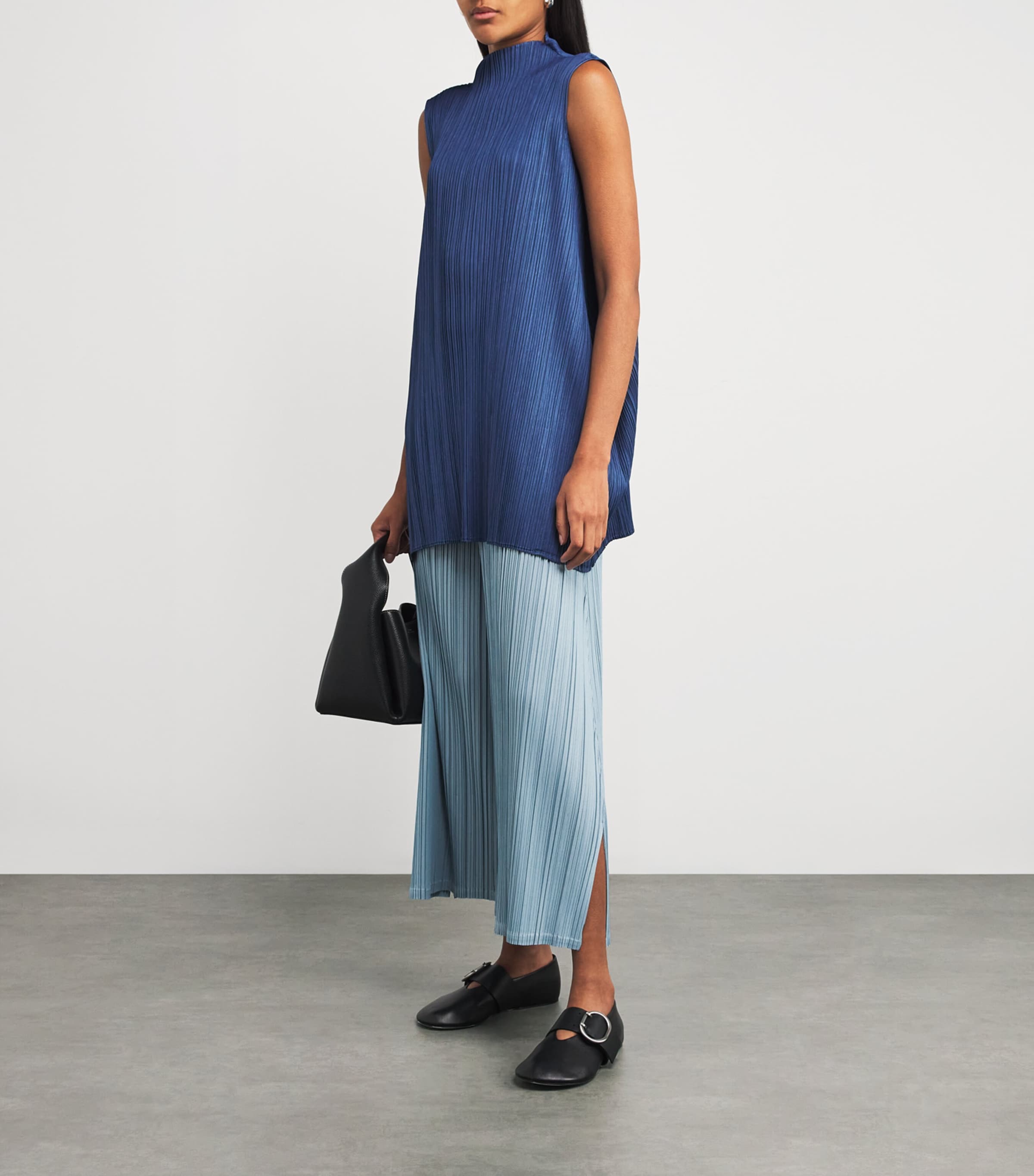 Mellow Pleats Trousers 13 Image 2