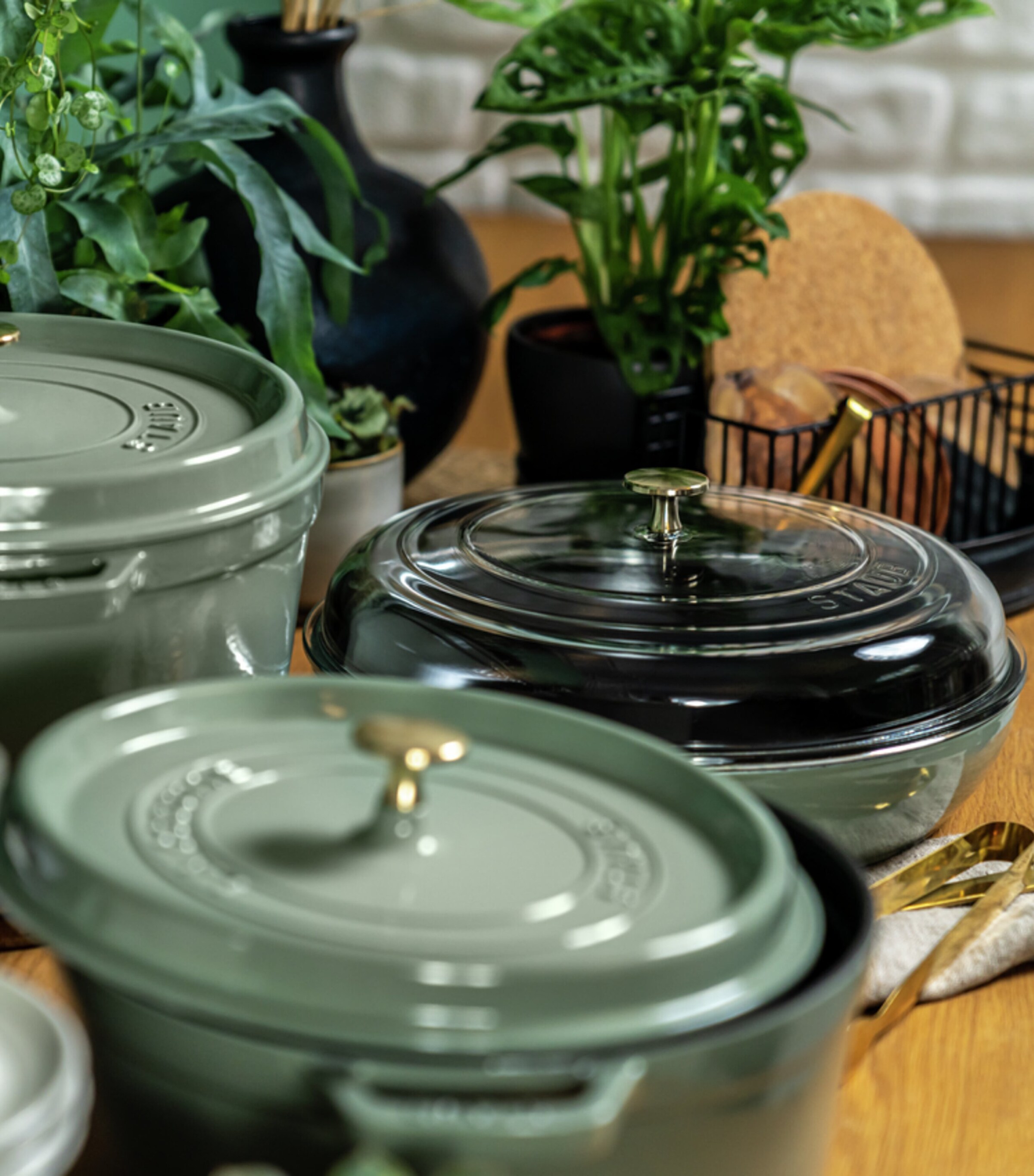 Staub Round Braiser with Glass Lid (30cm) Eucalyptus Image 2