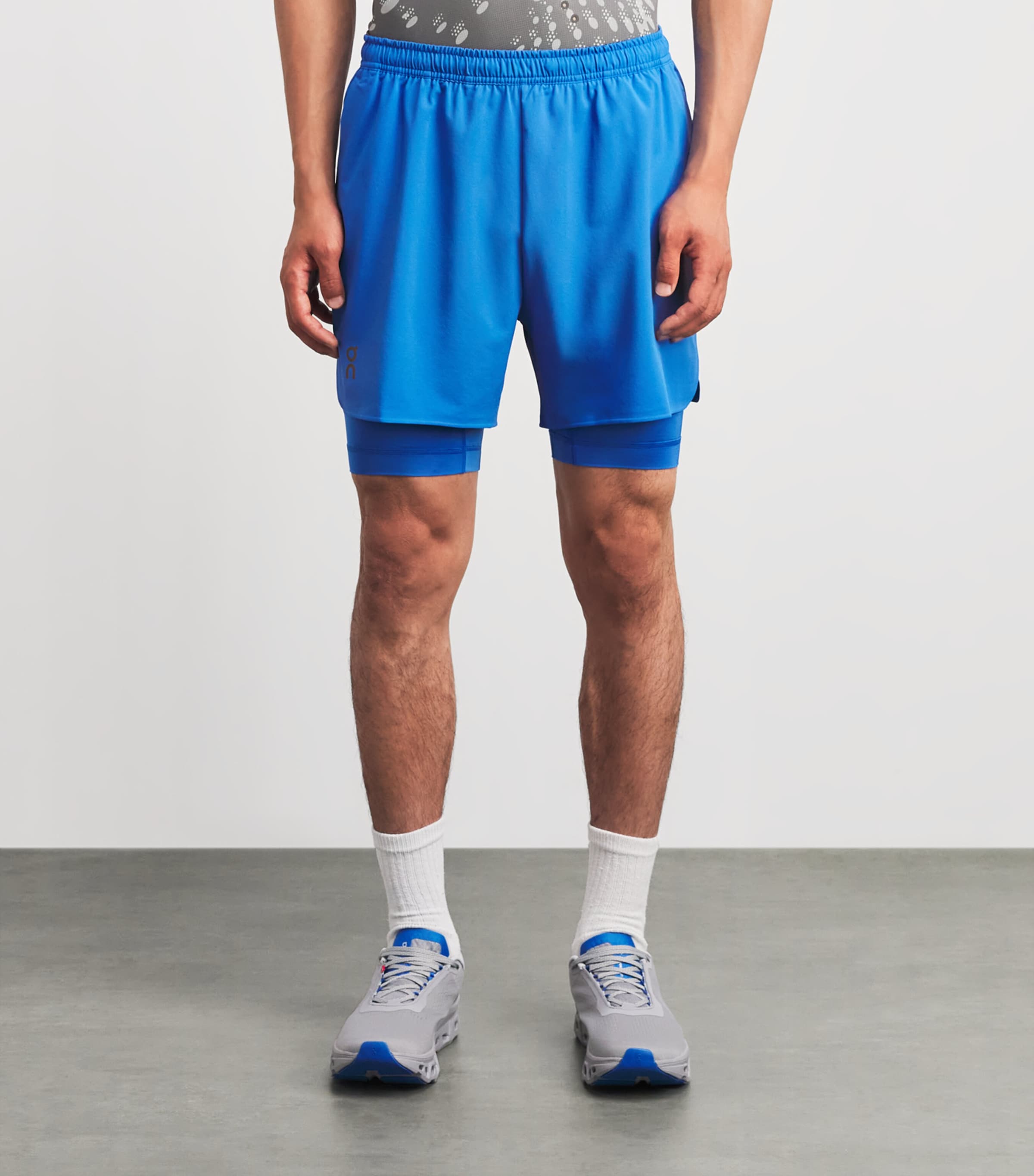 On Mens 2-In-1 Train Shorts Jay Image 4