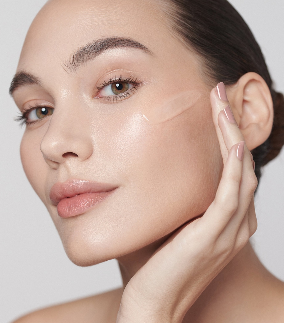 Dark Spot Correcting Serum (30ml) NO COLOUR Image 5