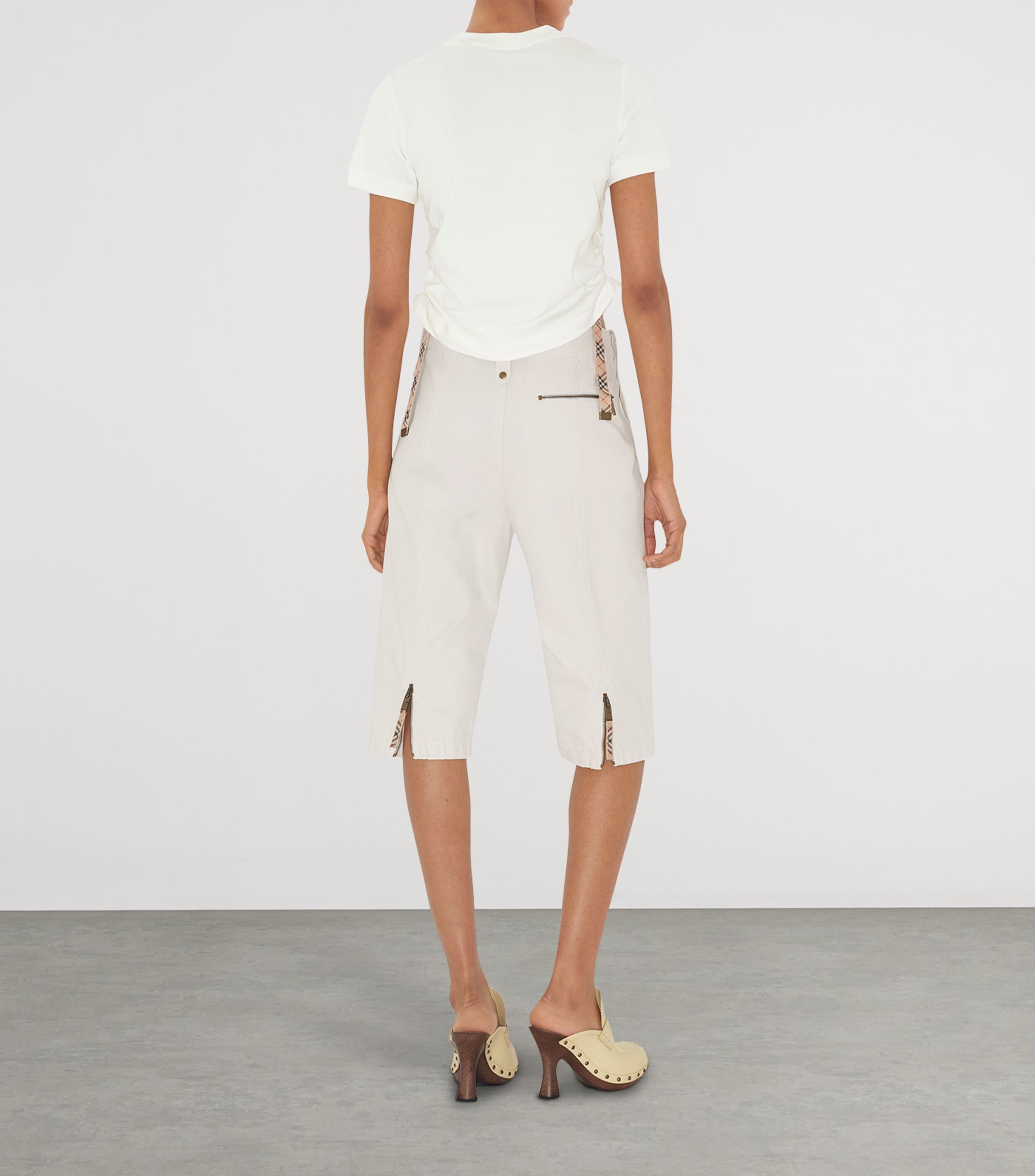 Cotton Gathered EKD T-Shirt CHALK Image 4