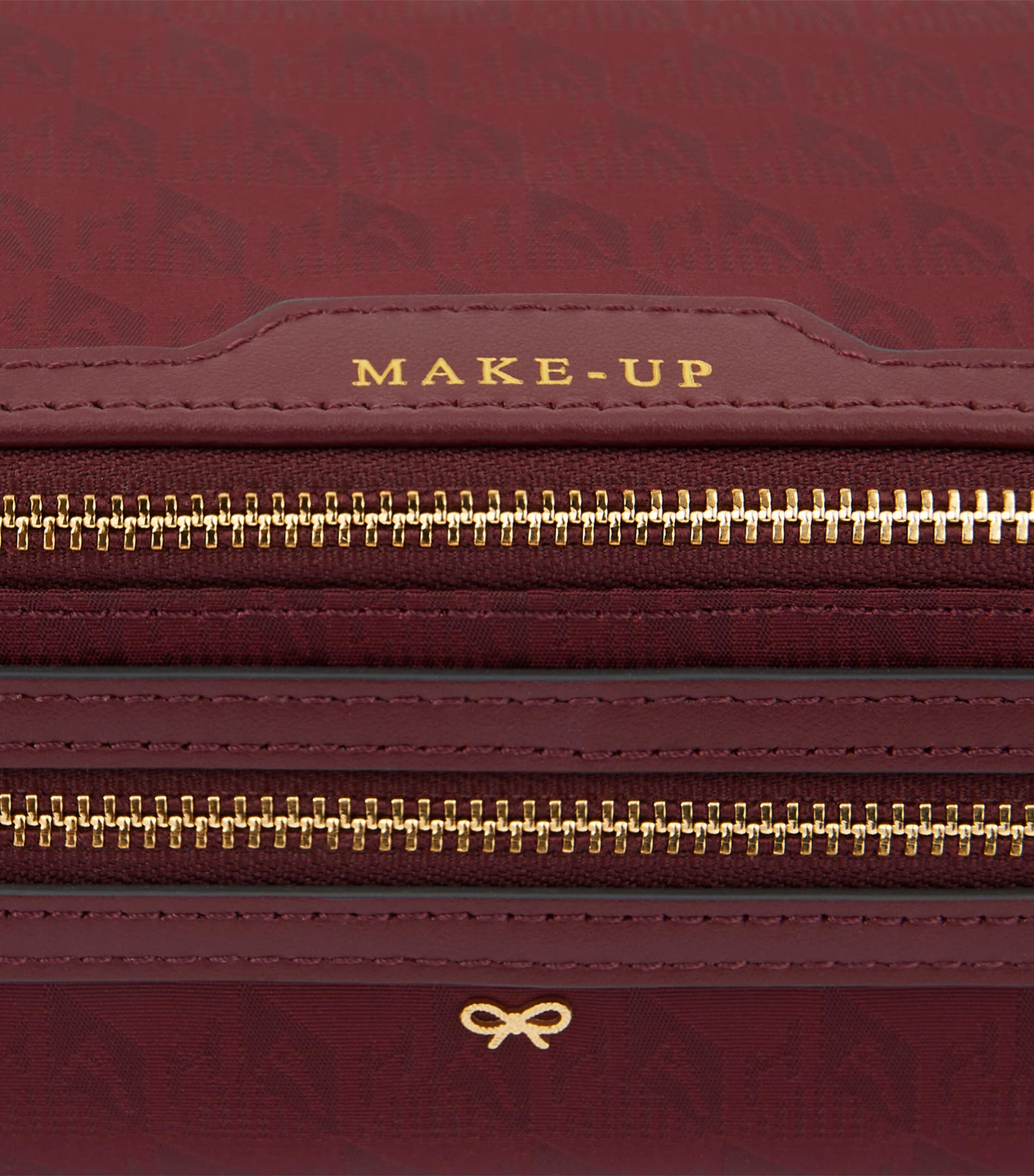 Jacquard Logo Make-Up Pouch MEDIUM RED Image 5