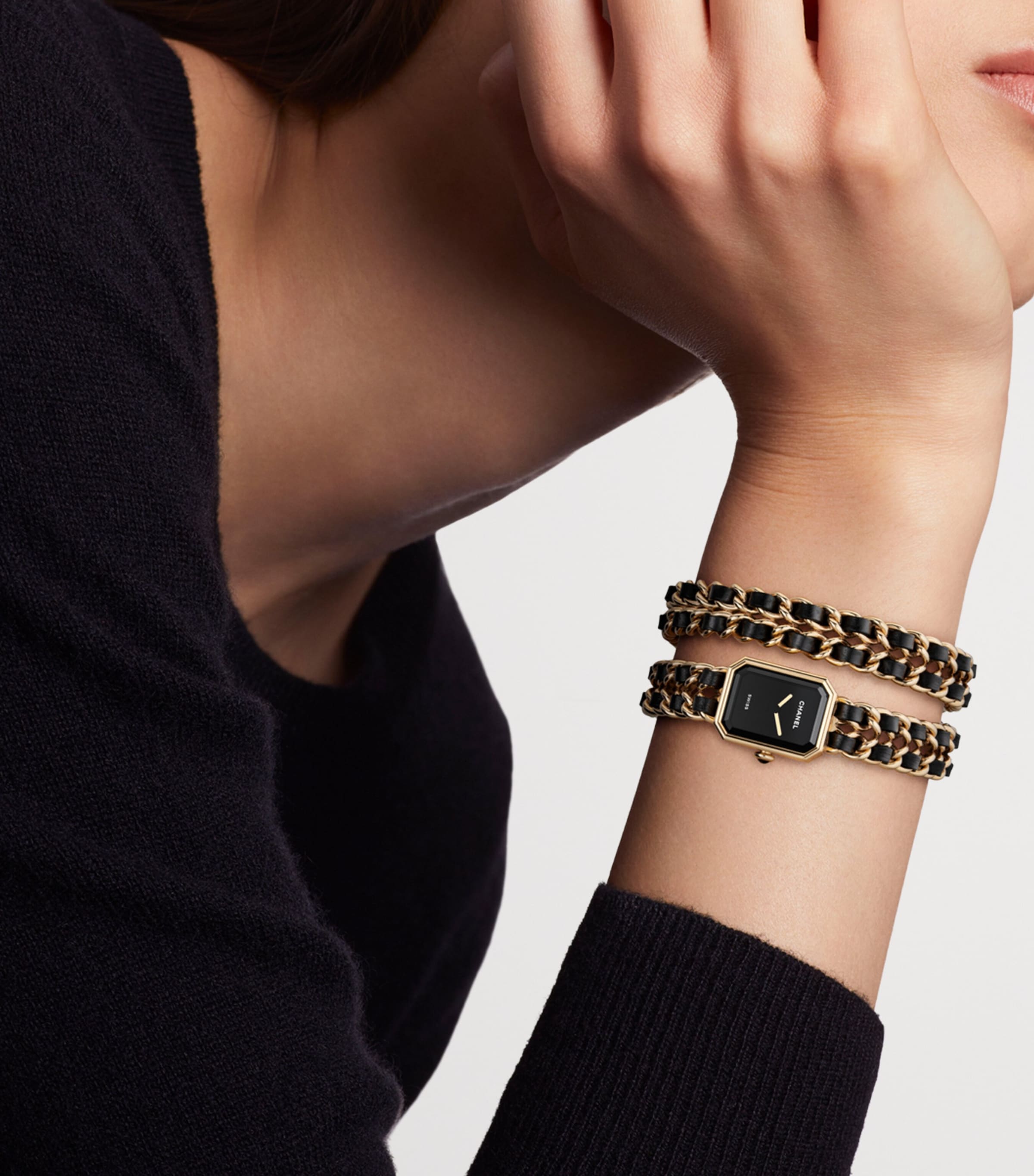 Yellow Gold-Plated Première Iconic Chain Double Row Watch 19.7mm BLACK Image 2