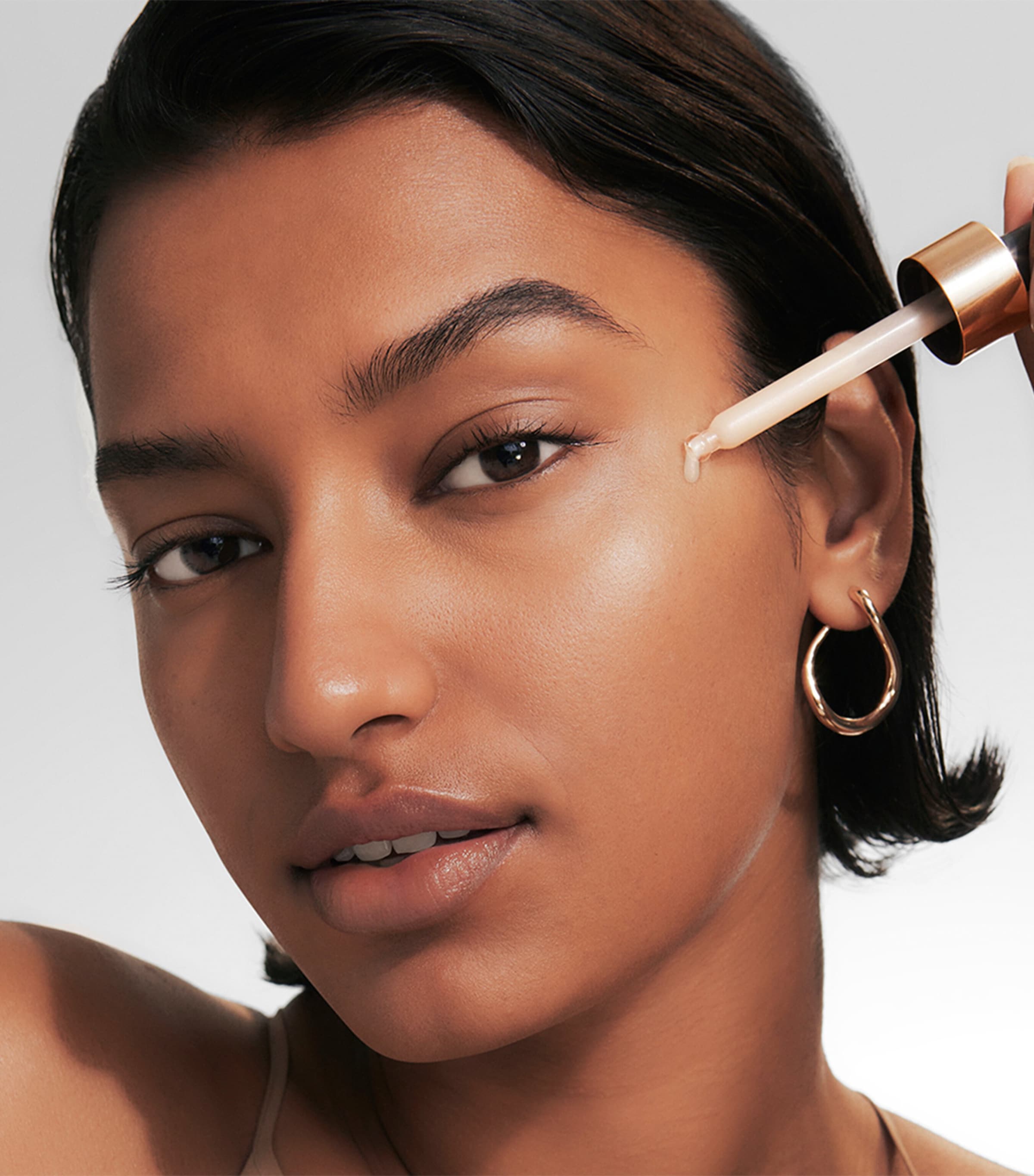 Futurist Peptide-Power Serum Primer NO COLOUR Image 4