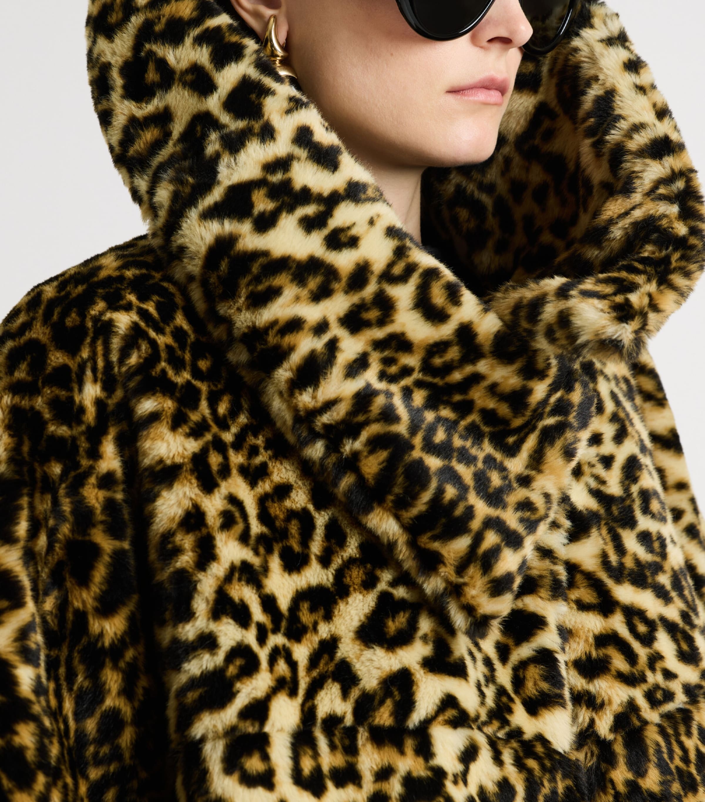 Givenchy Womens Faux Fur Leopard-Print Coat Image 7