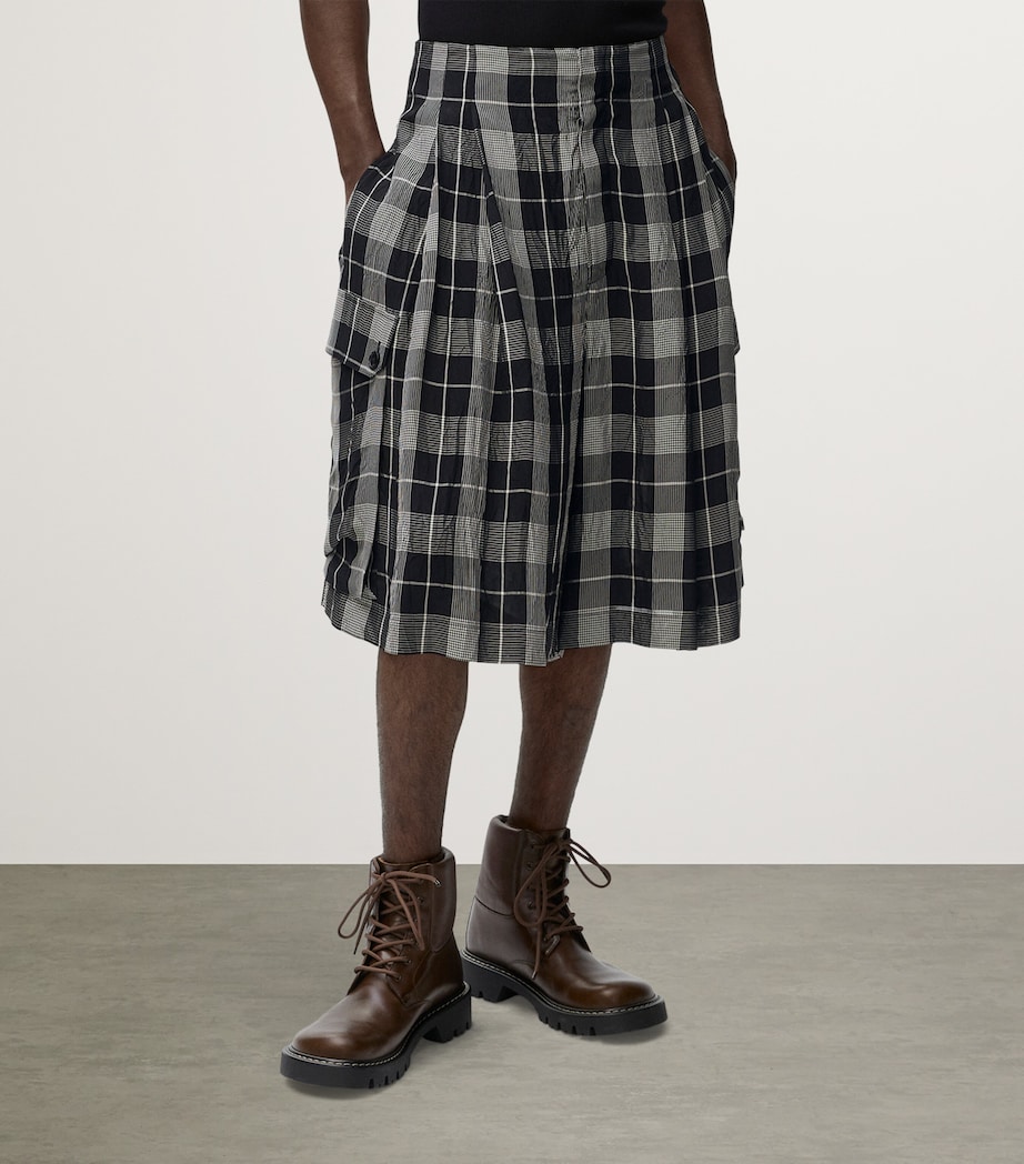 LOEWE Mens Oversized Chequered Shorts Black/white Image 3
