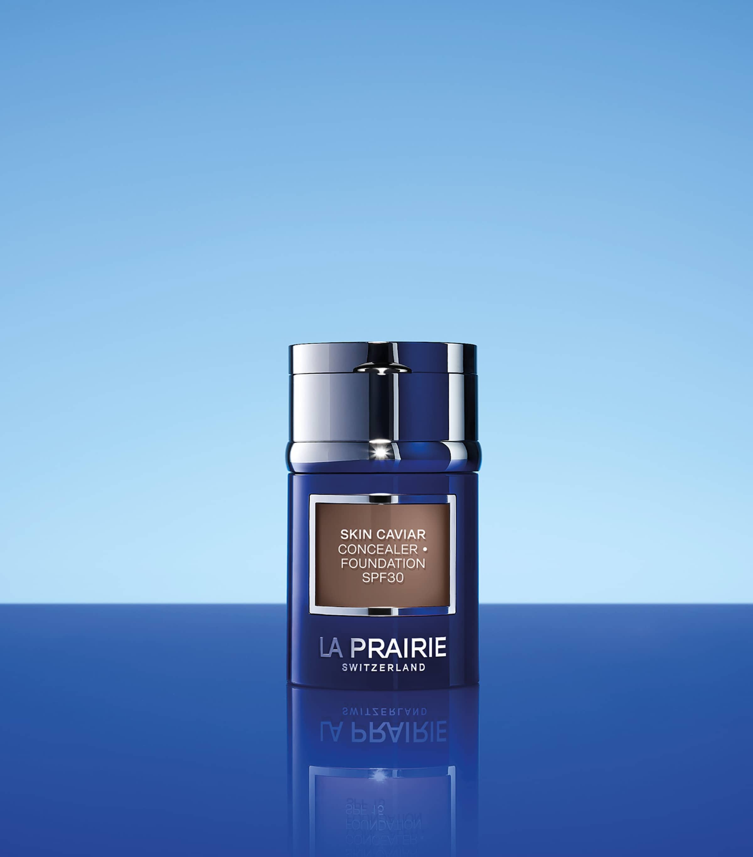 La Prairie Skin Caviar Concealer Foundation SPF 30 Warm Chestnut Image 3