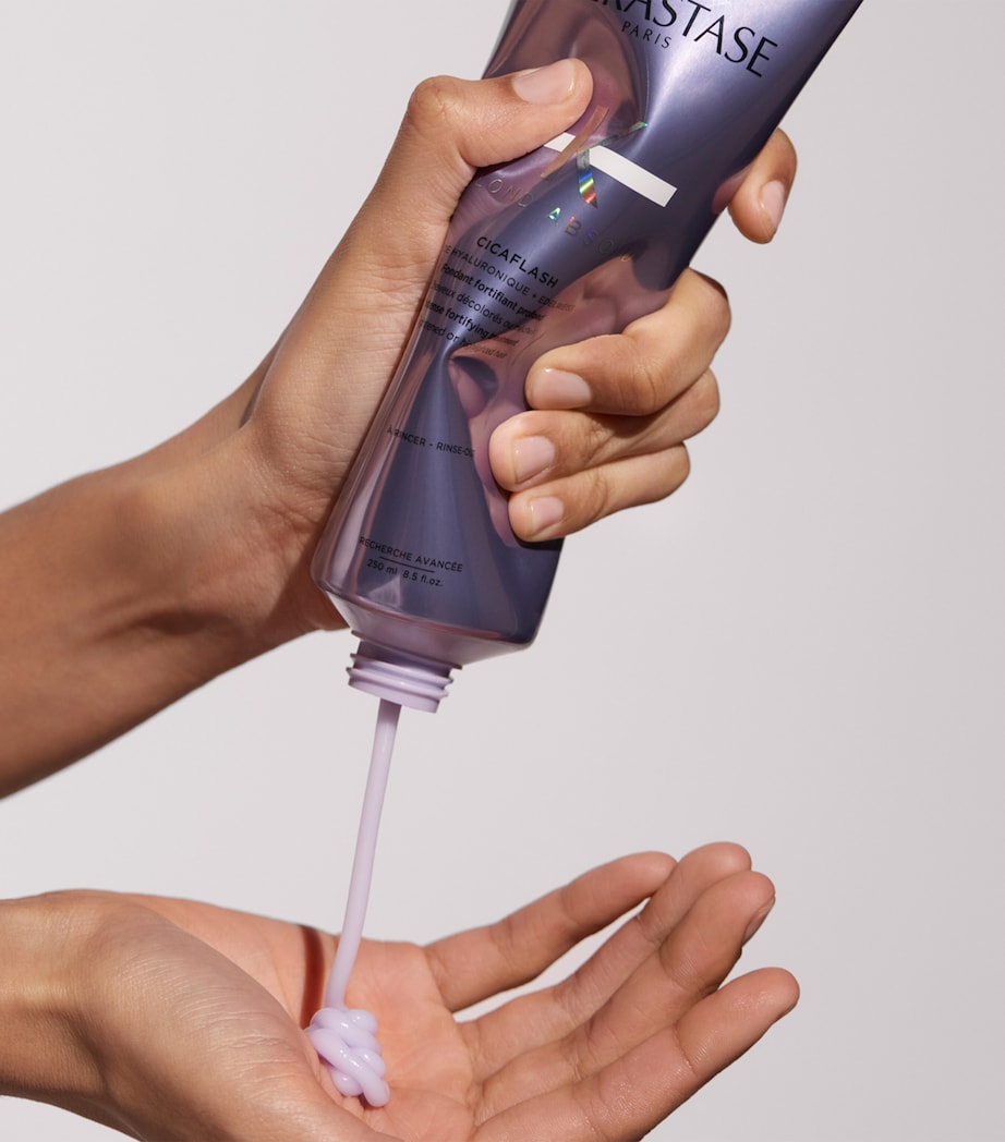 Blond Absolu Cicaflash Intense Fortifying Conditioner (250ml) NO COLOUR Image 2