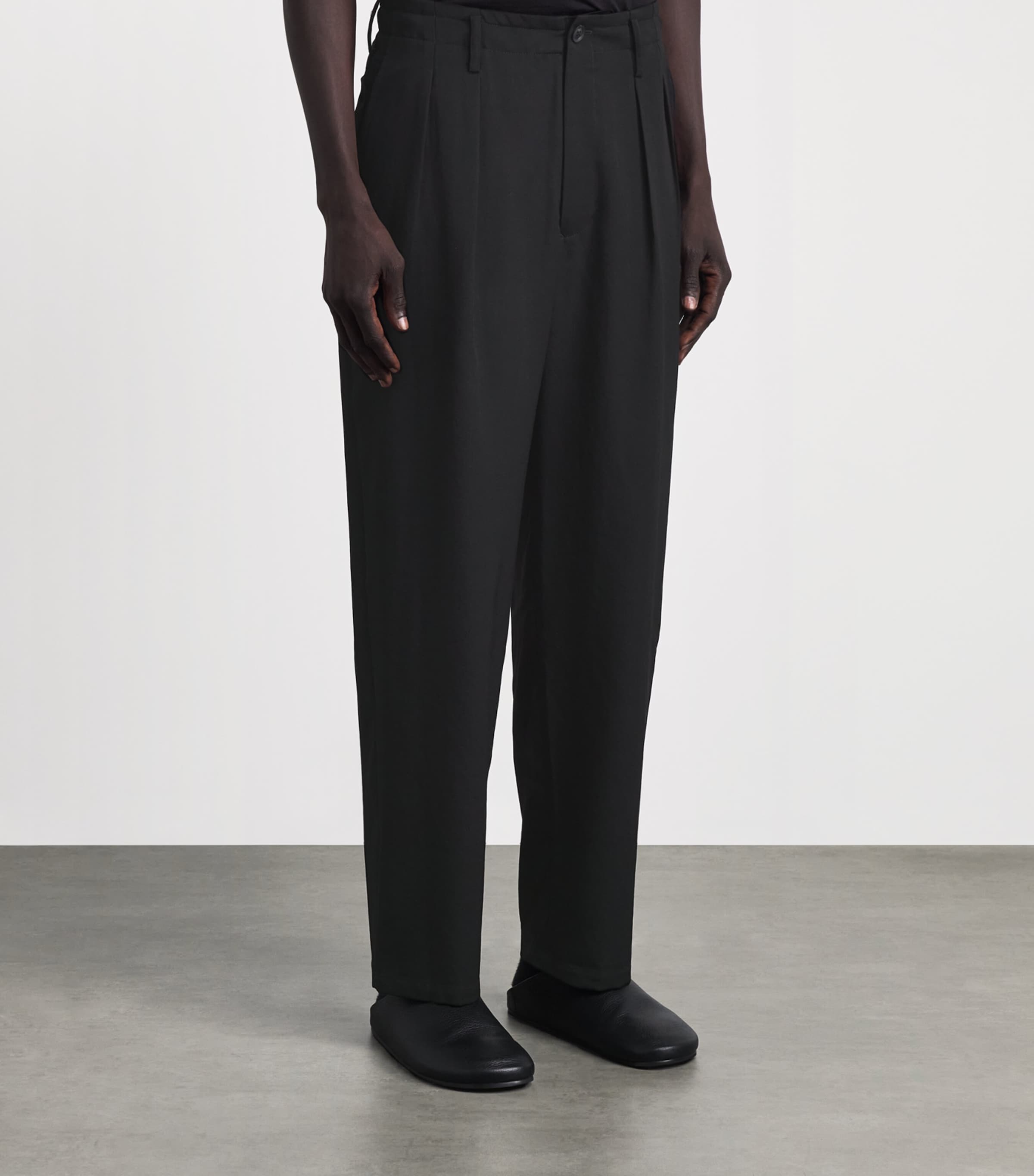Yohji Yamamoto Mens Wool Pleated Straight Trousers Black Image 4