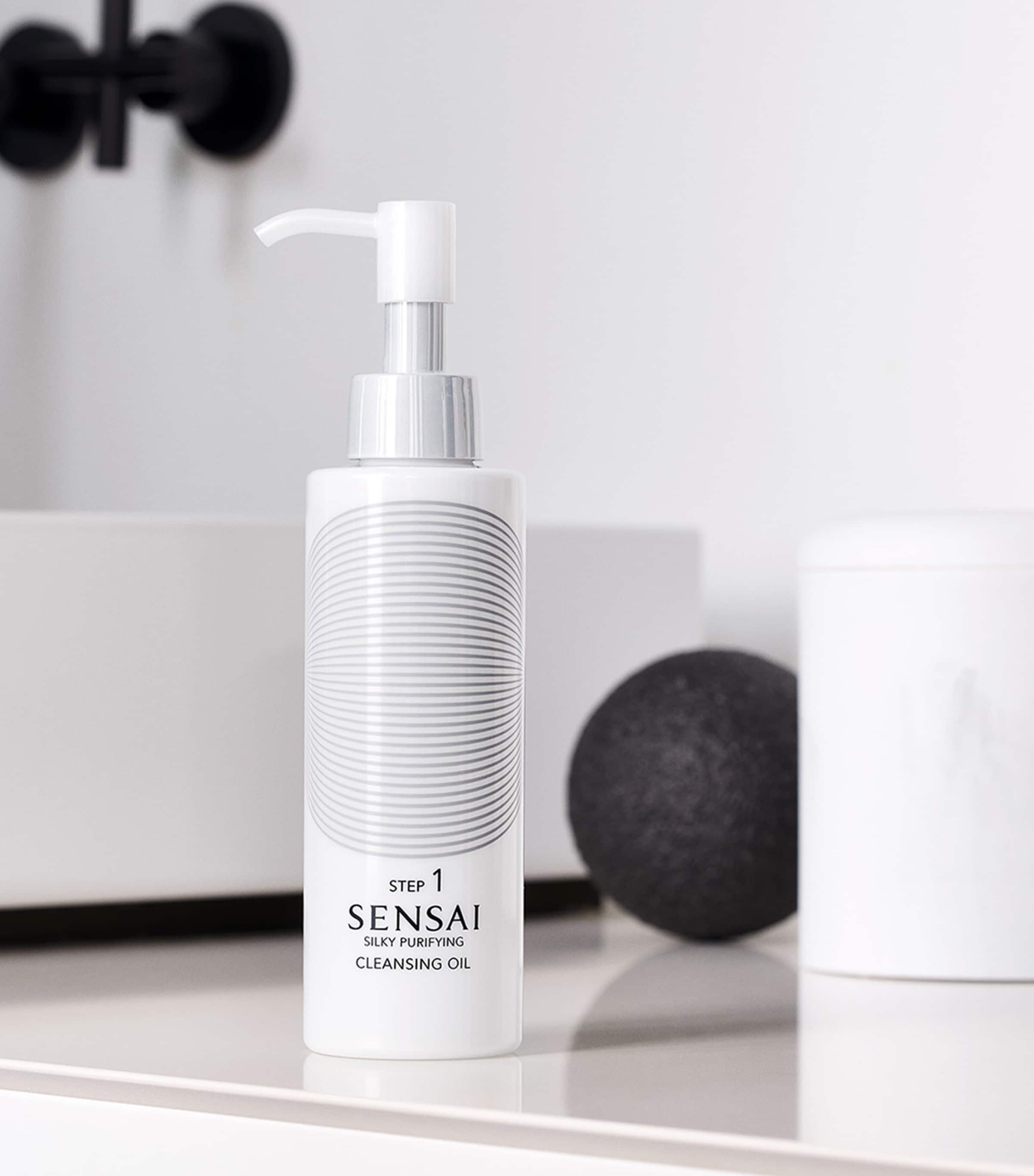 Silky Purifying Cleansing Oil (150ml) NO COLOUR Image 4