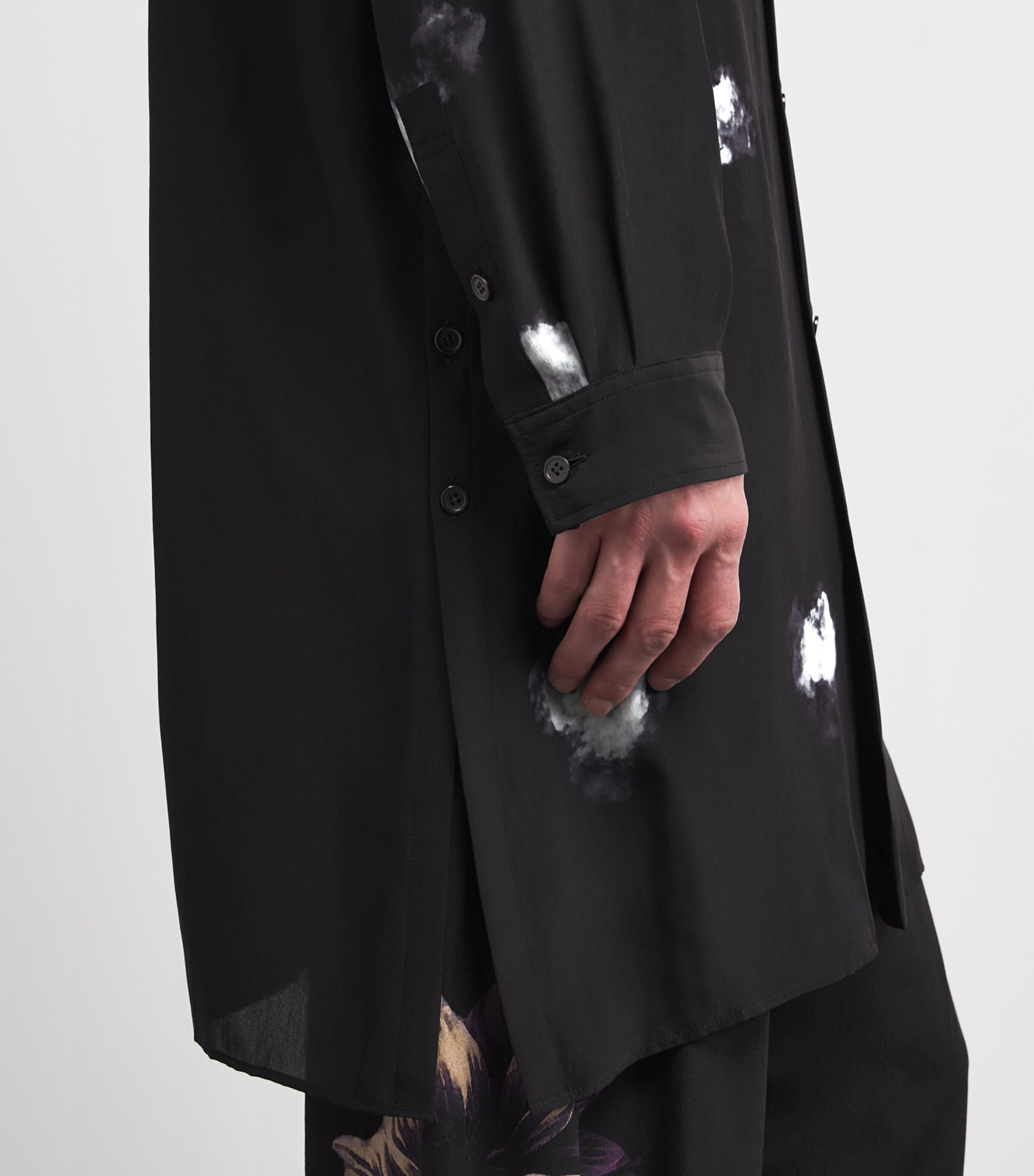Yohji Yamamoto Mens Silk Rear-Split Graphic Print Shirt Black Image 6