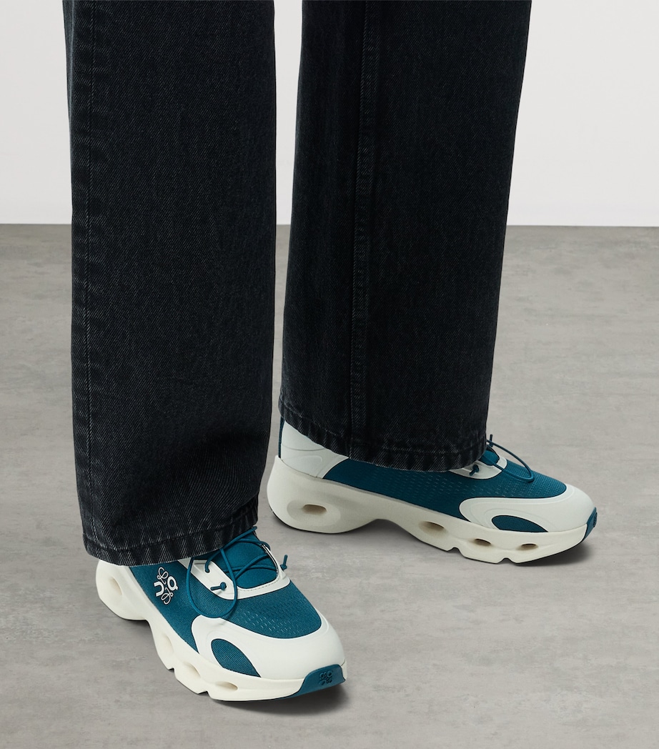 LOEWE x On Cloudsolo Trainers Teal/eggshell Image 2