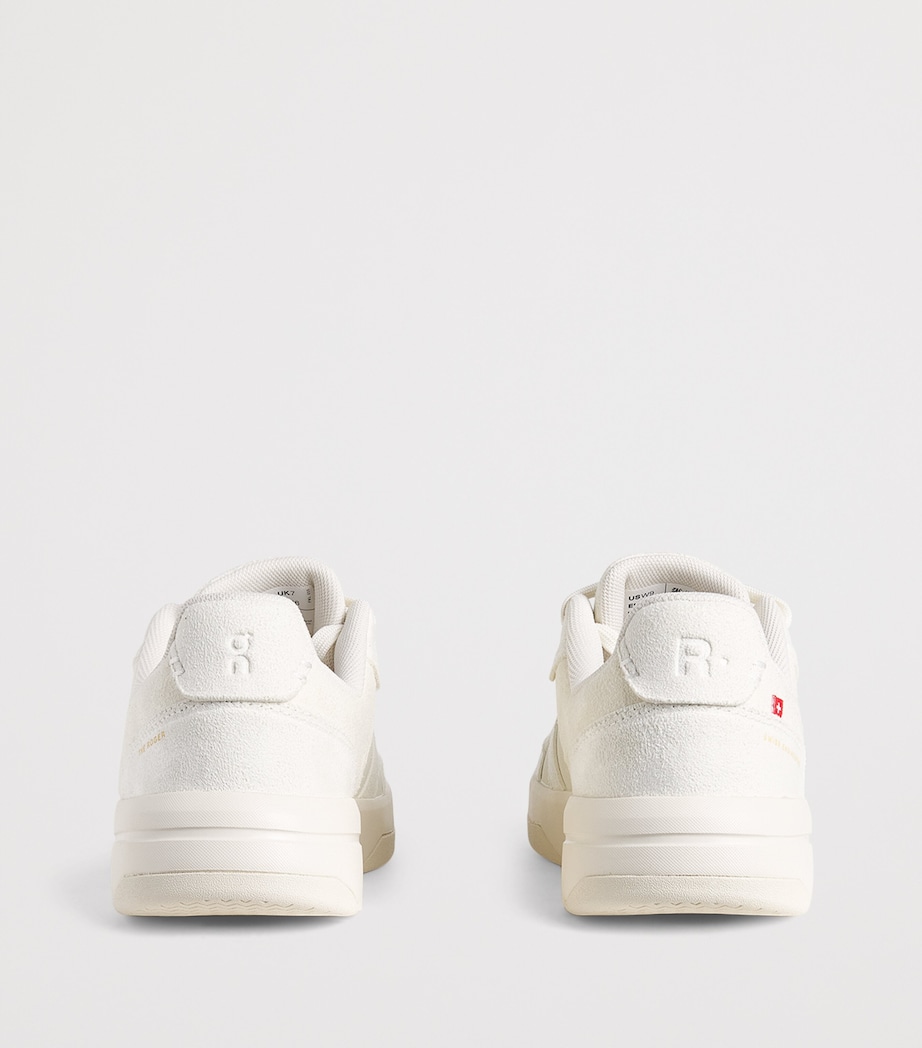 On THE ROGER Clubhouse Ace Sneakers Ivory | Dew Image 4