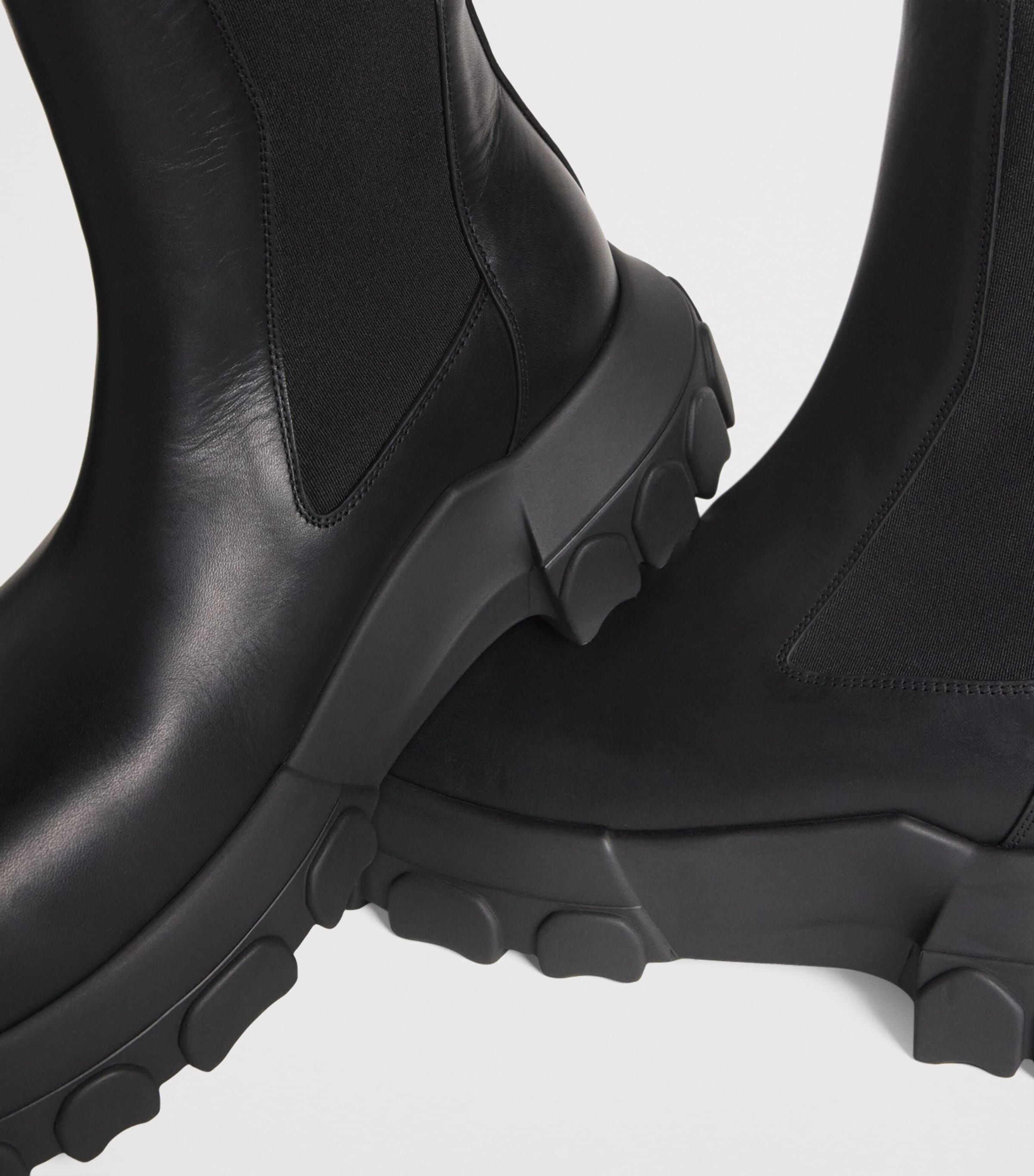 靴 Rick Owens BEATLE BOZO TRACTOR ACID BLK Black Beatle Bozo Tractor Boots by Rick Owens – The Archive