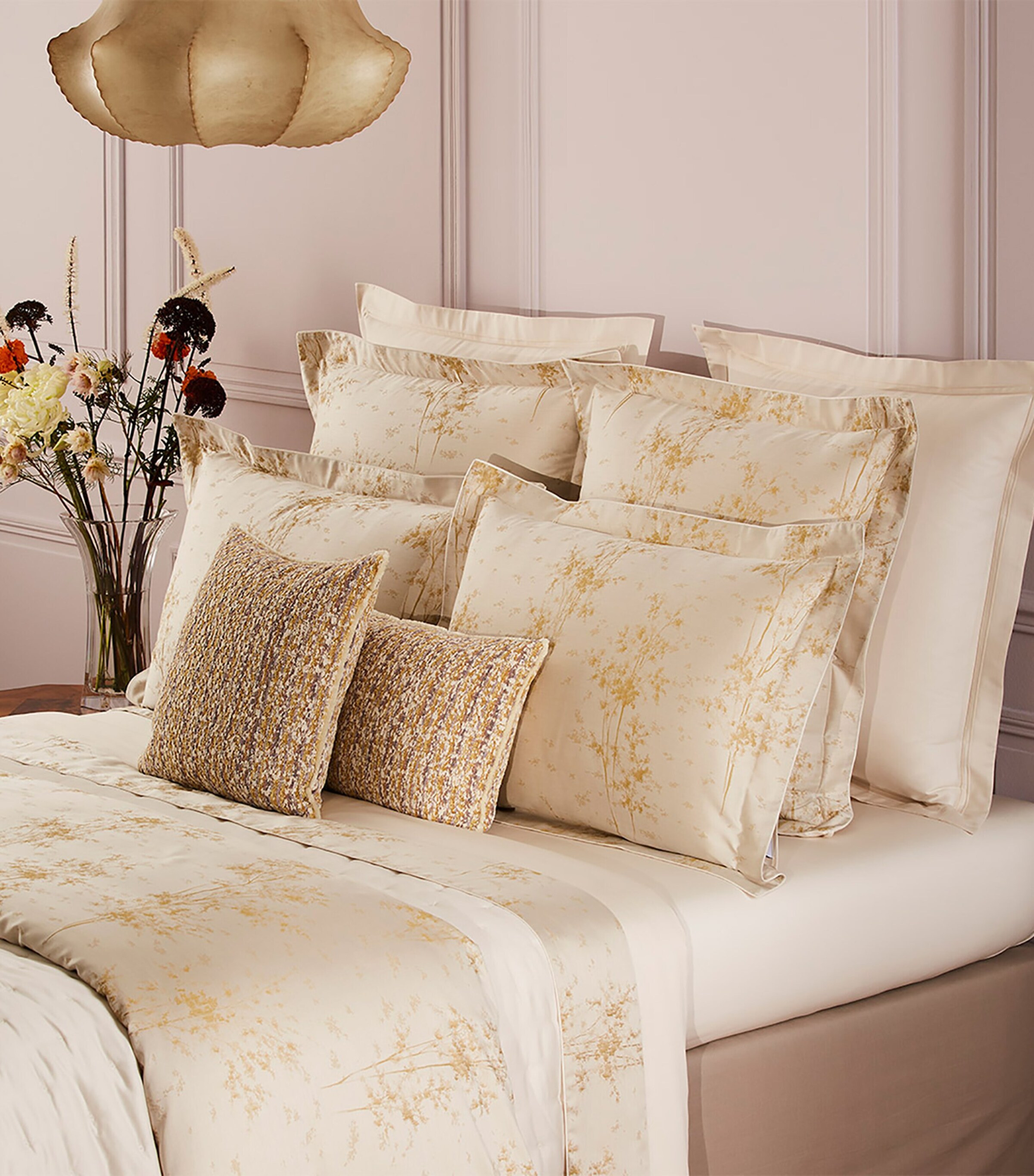 Legende Double Duvet Cover (200cm x 200cm) NACRE Image 4