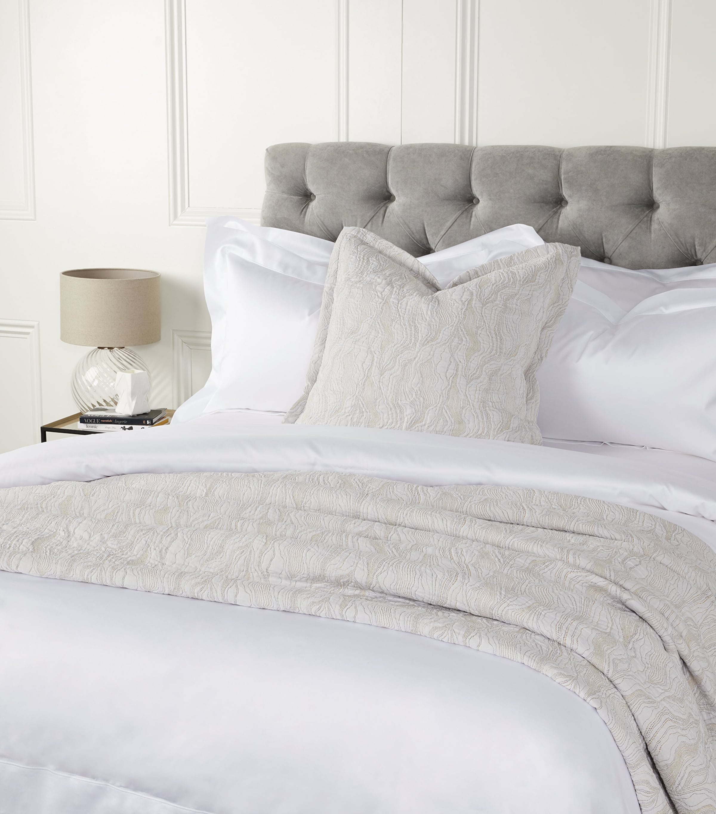 Bourdon King Duvet Cover (230cm x 220cm) WHITE Image 3