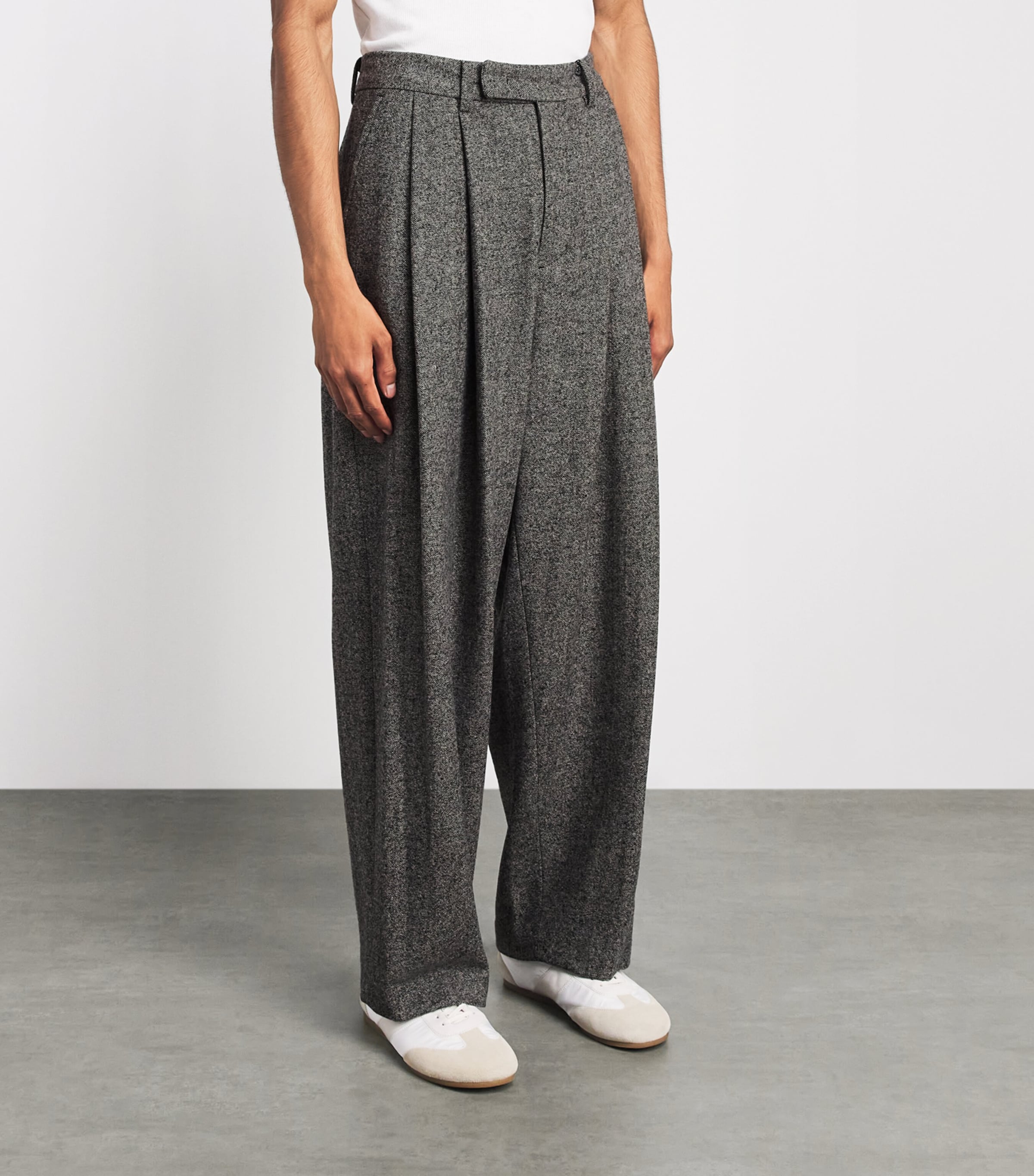 System Mens Wool-Blend Double-Pleated Trousers Black Image 4