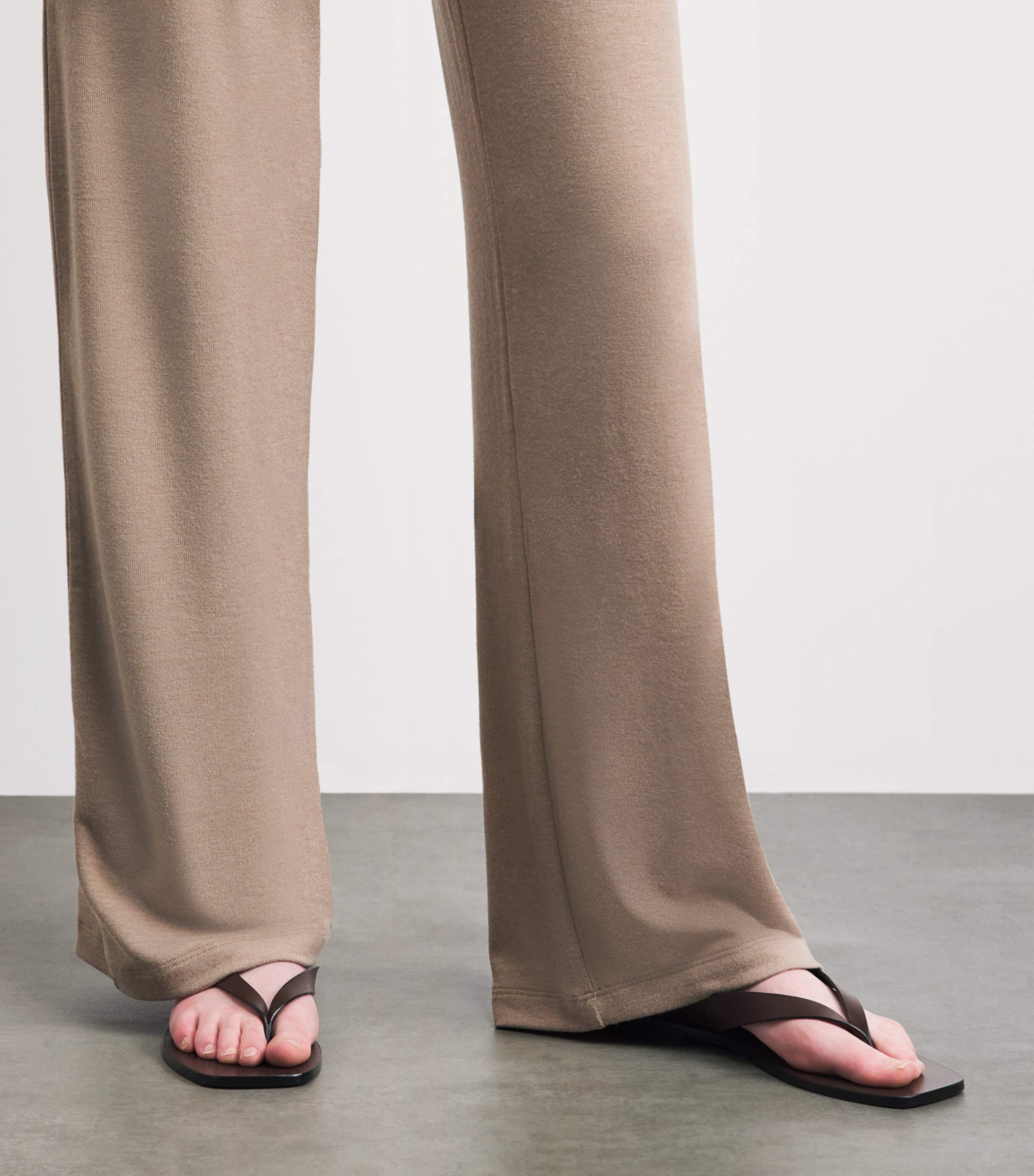 LESET Womens Lauren Wide-Leg Lounge Trousers Sable Image 3