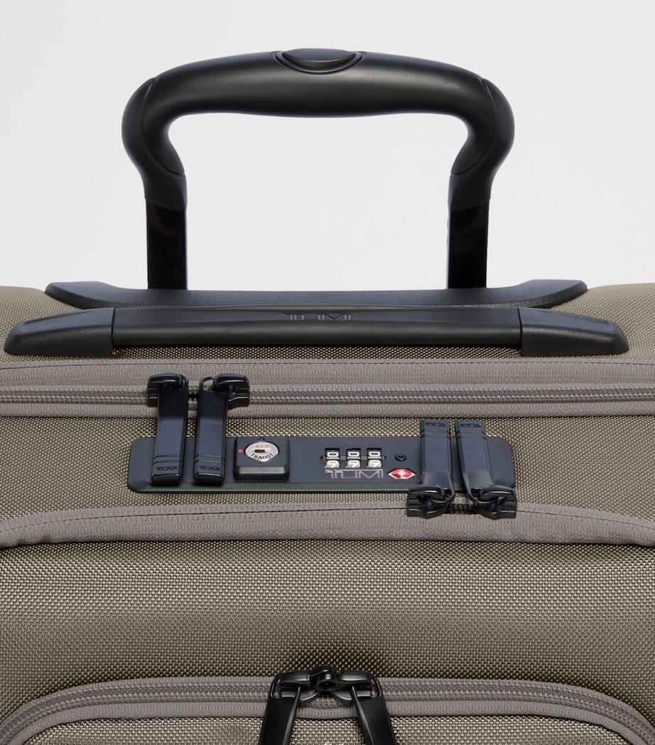 Tumi Alpha 4 Large Dual Access Expandable Cabin Suitcase (55cm) Grey Alloy Image 4