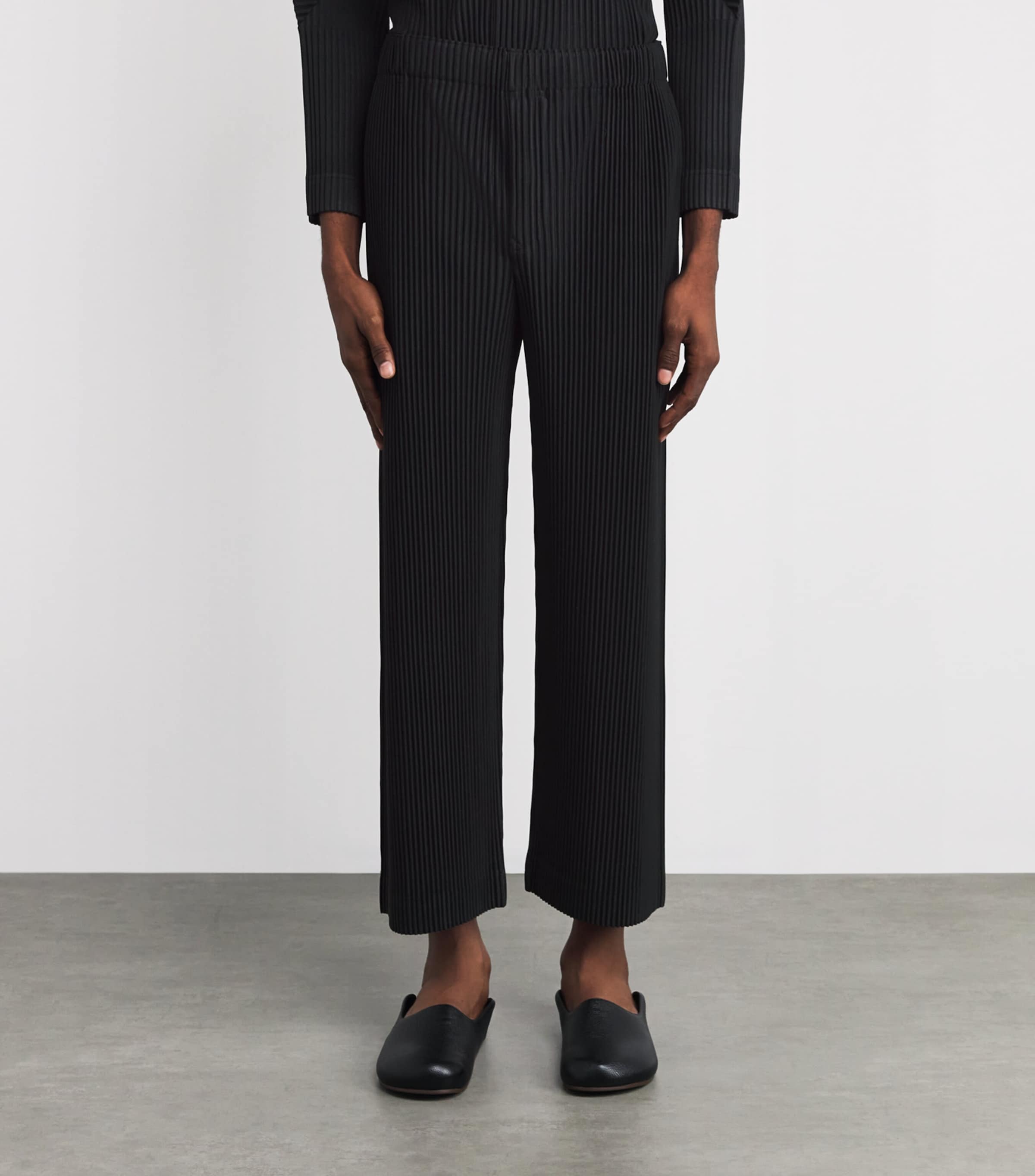 Pleated Straight Trousers 15-BLACK Image 3