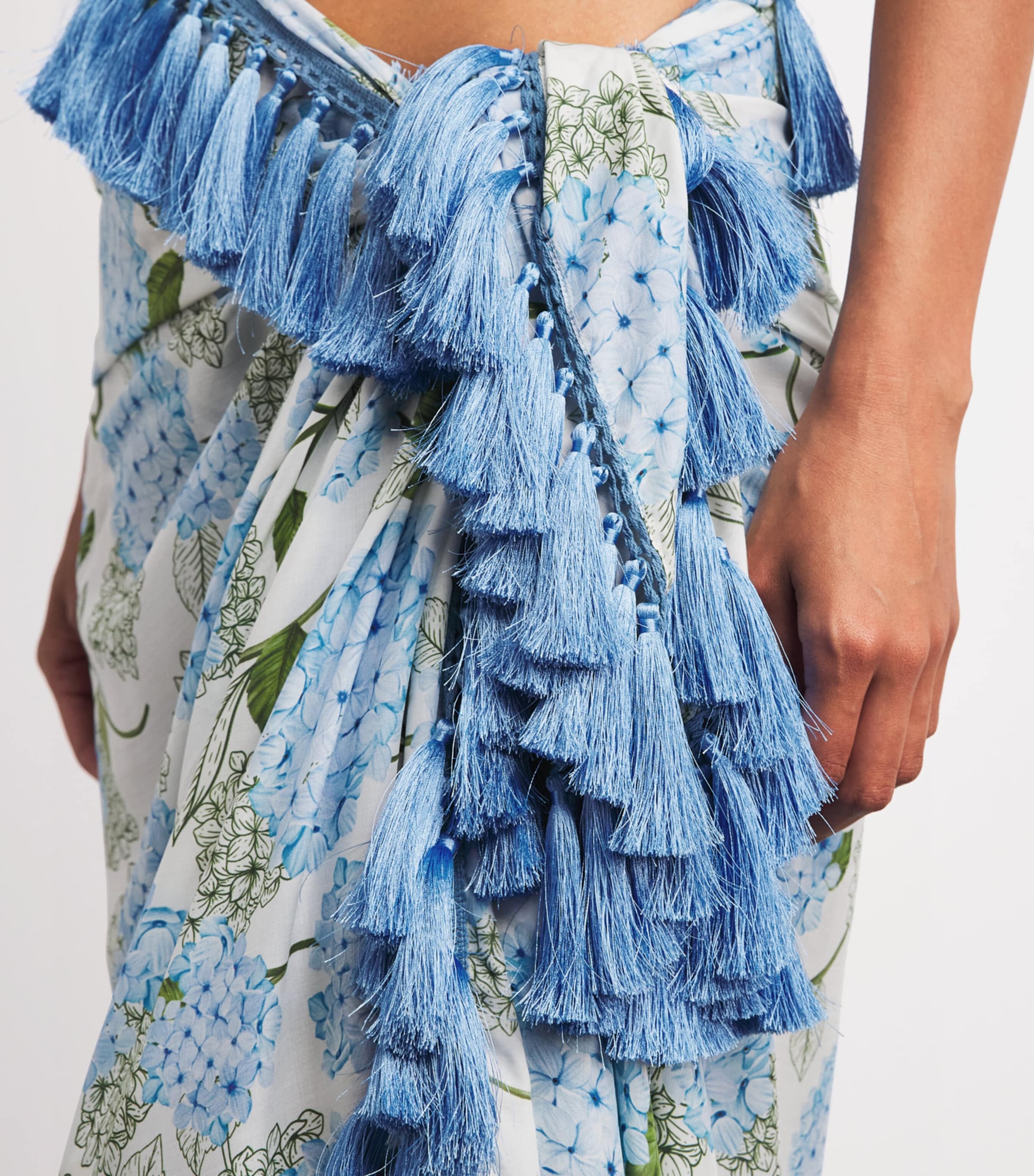 Verandah Womens Tassel-Trim Hydrangea Pareo Iv & Blue Hydr Sml Image 3