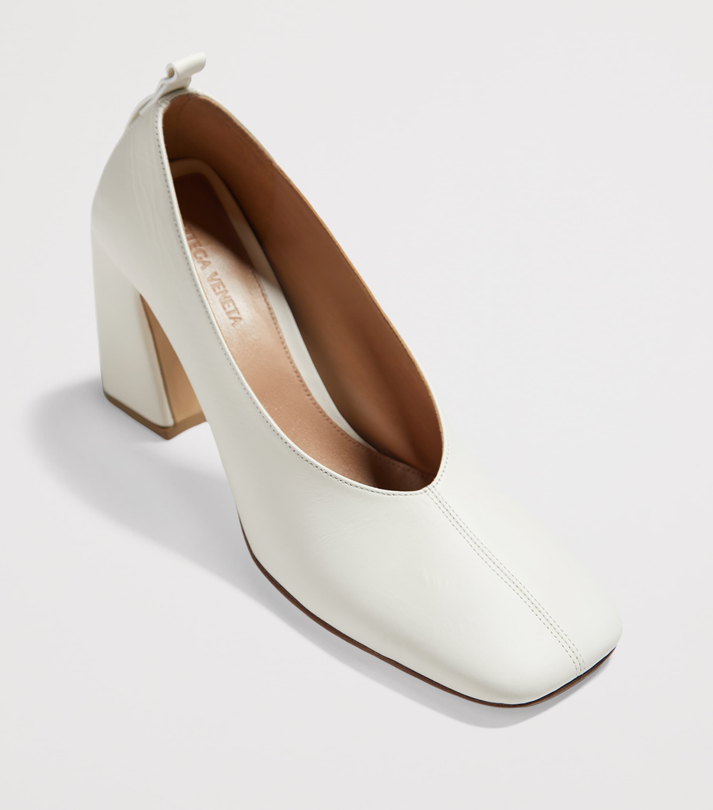 Bottega Veneta Calfskin Loop-Detail Pumps 90 Image 4