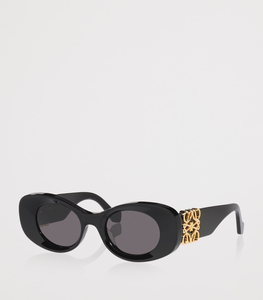 LOEWE Anagram Bevelled Oval Sunglasses Black Image 2