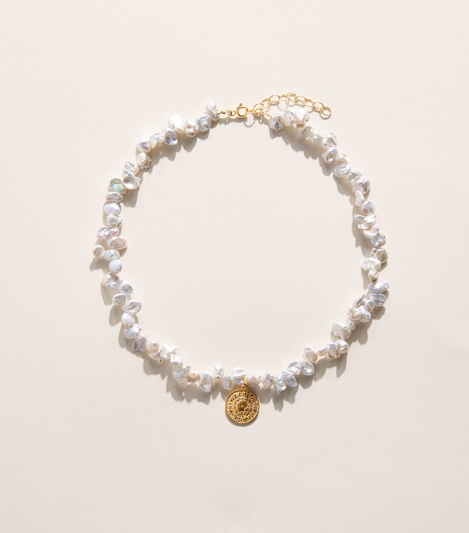 Hermina Athens Freshwater Pearl Shield Pendant Necklace Gold