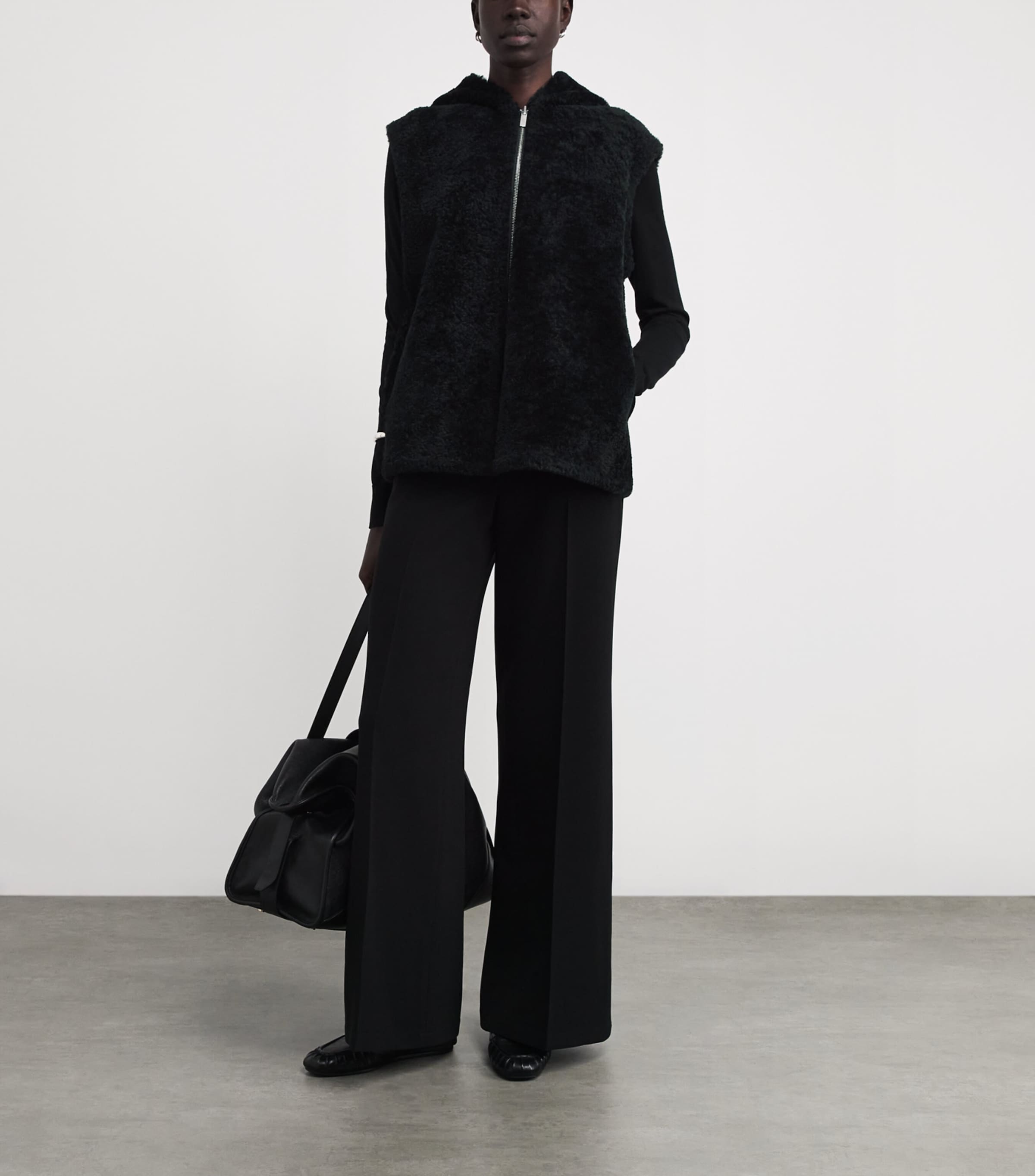 Shearling Hooded Gilet 001-BLACK Image 2