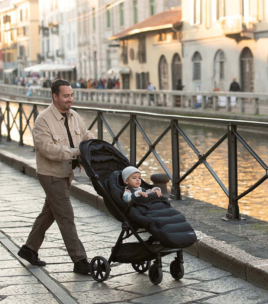 Winter Stroller Set with Footmuff and Gloves CAVIAR Image 7