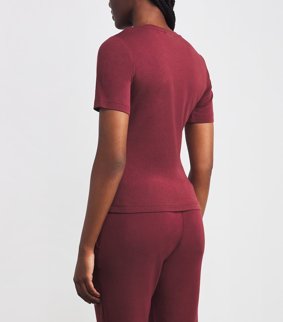 Regina T-Shirt NEW MAROON Image 4